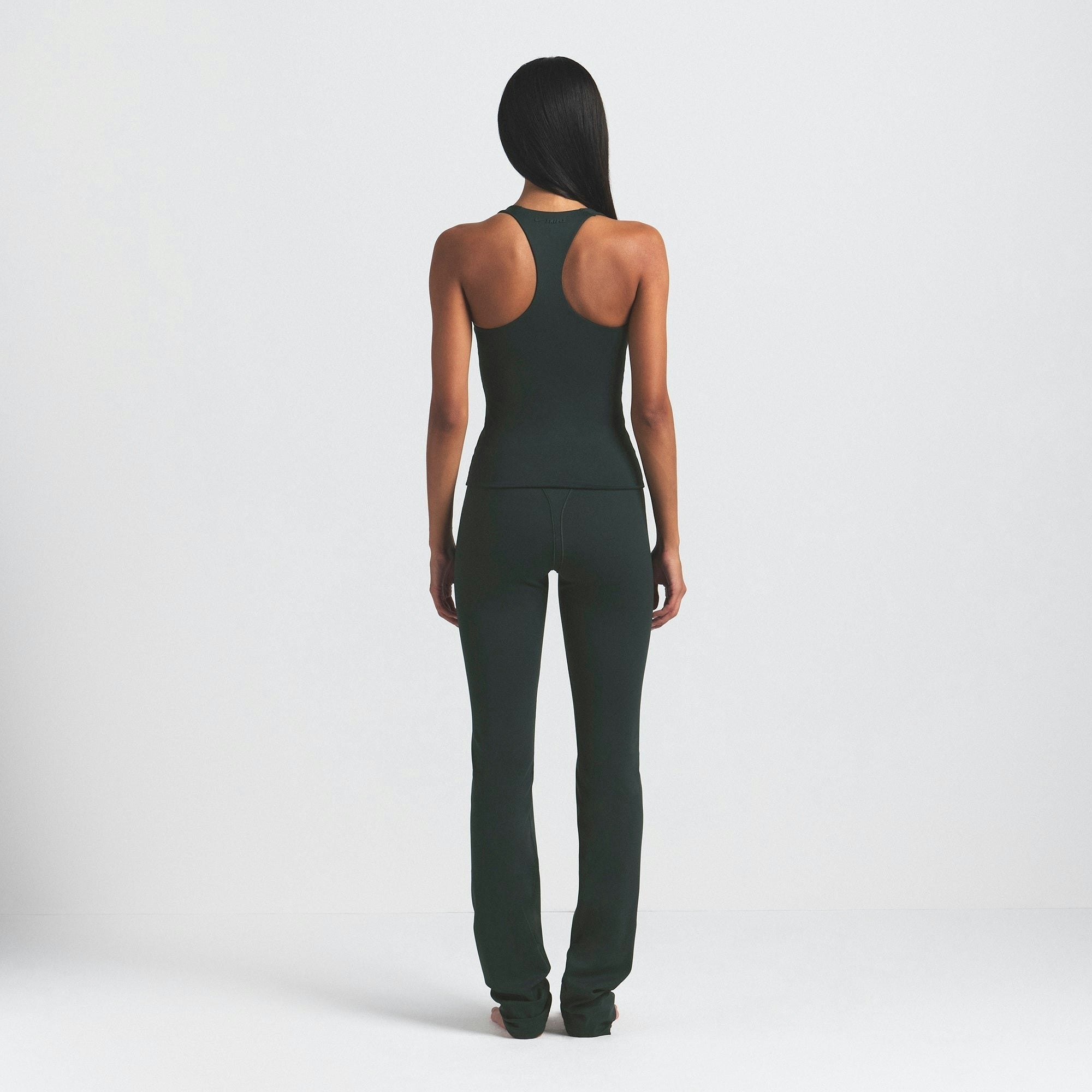 V-LINE 39" STRAIGHT LEGGING