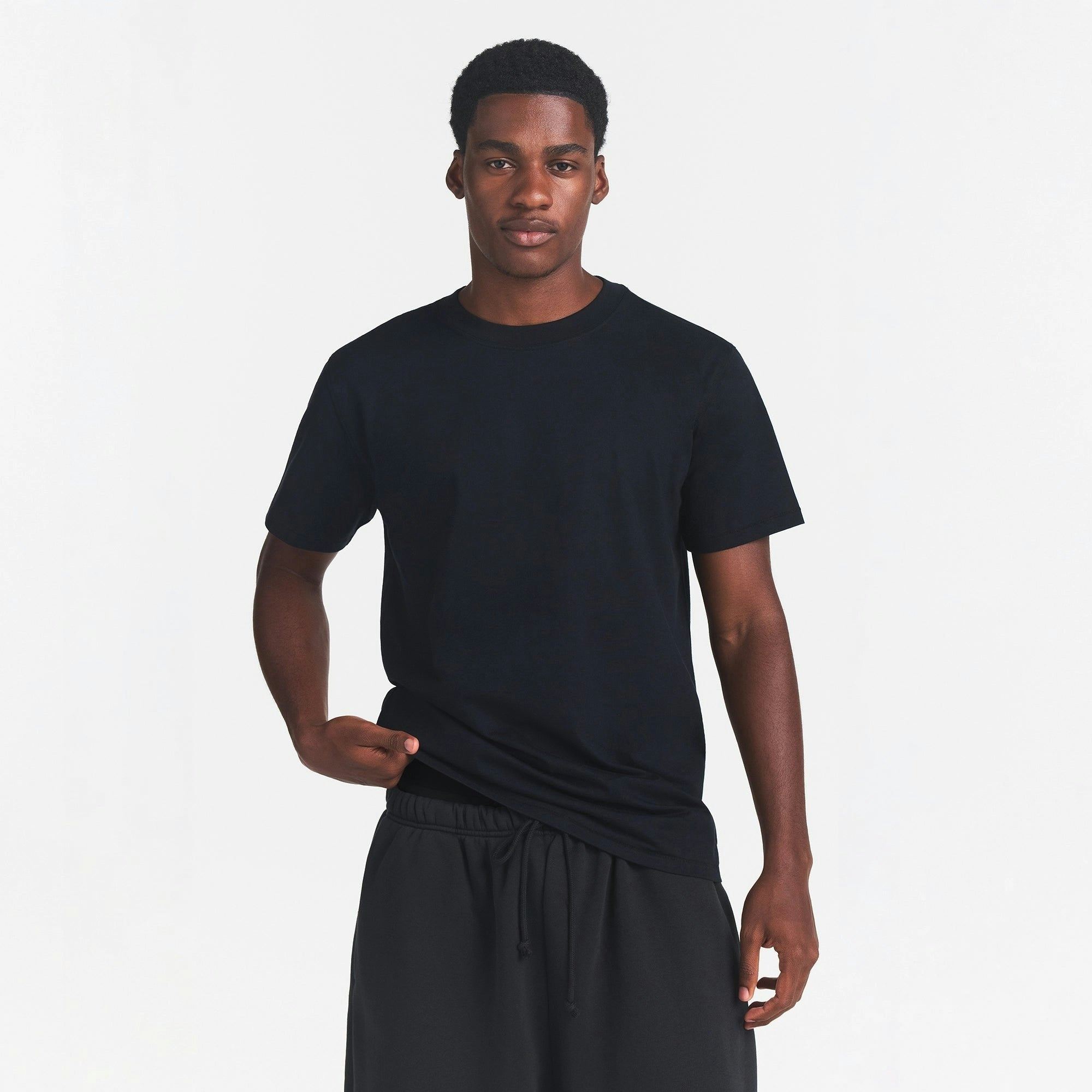 MENS RELAXED CROPPED CREWNECK