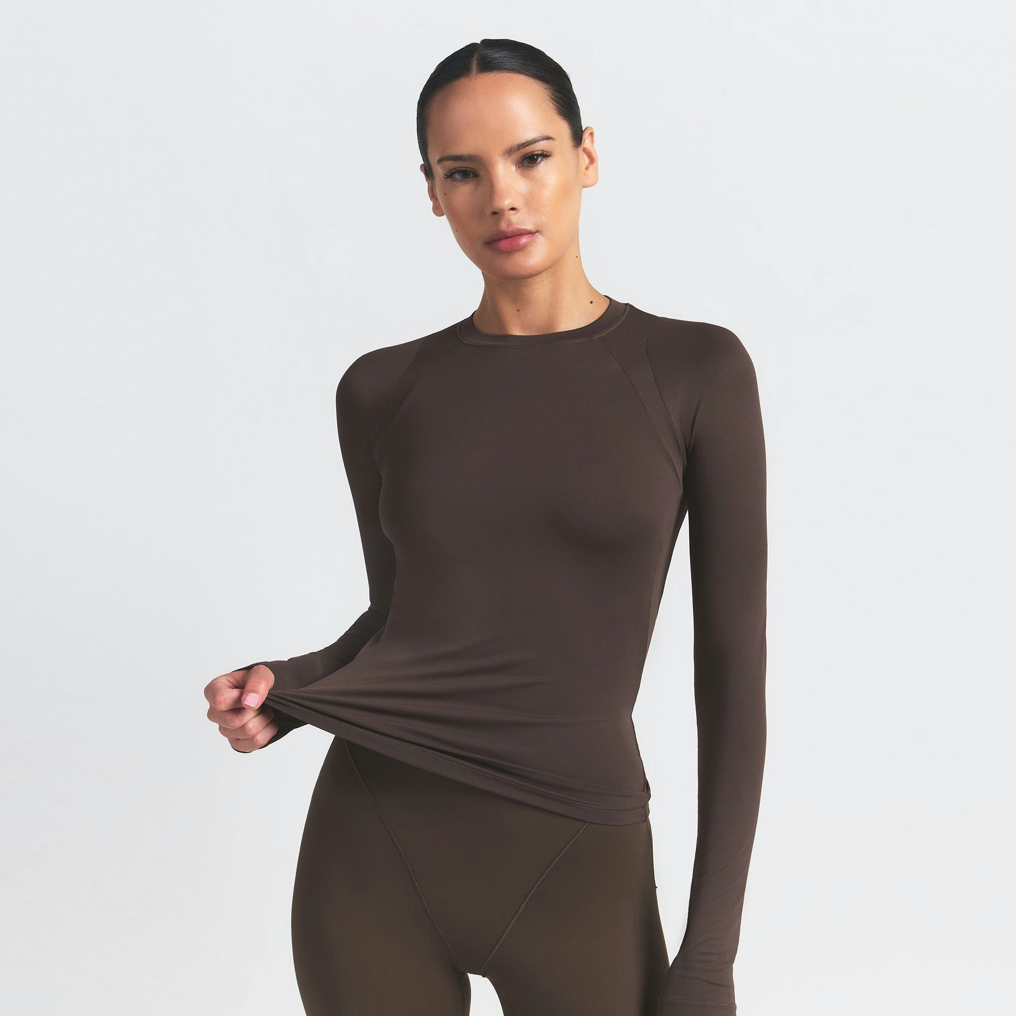 LONG SLEEVE CREW NECK TOP