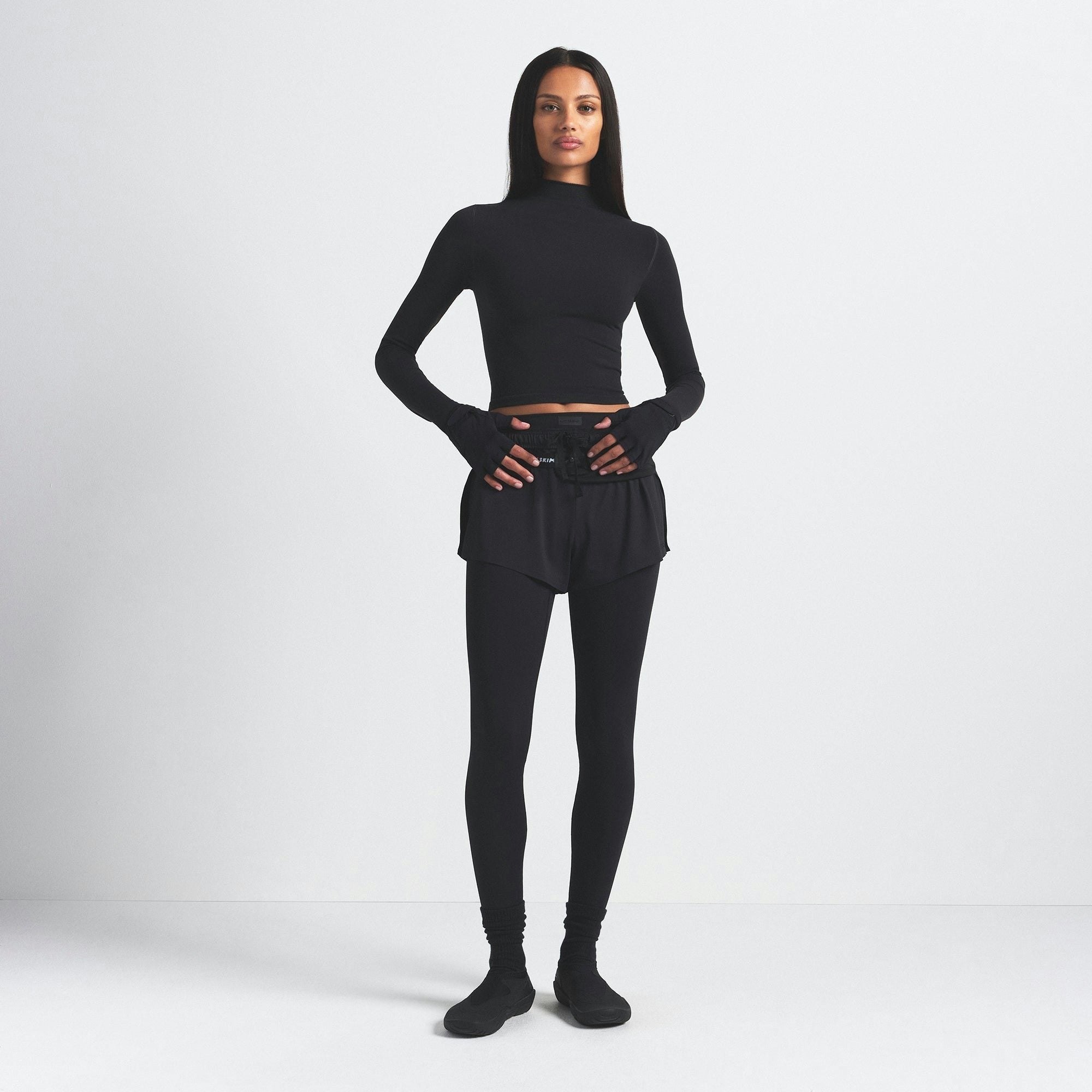 MOCK NECK CROP TOP