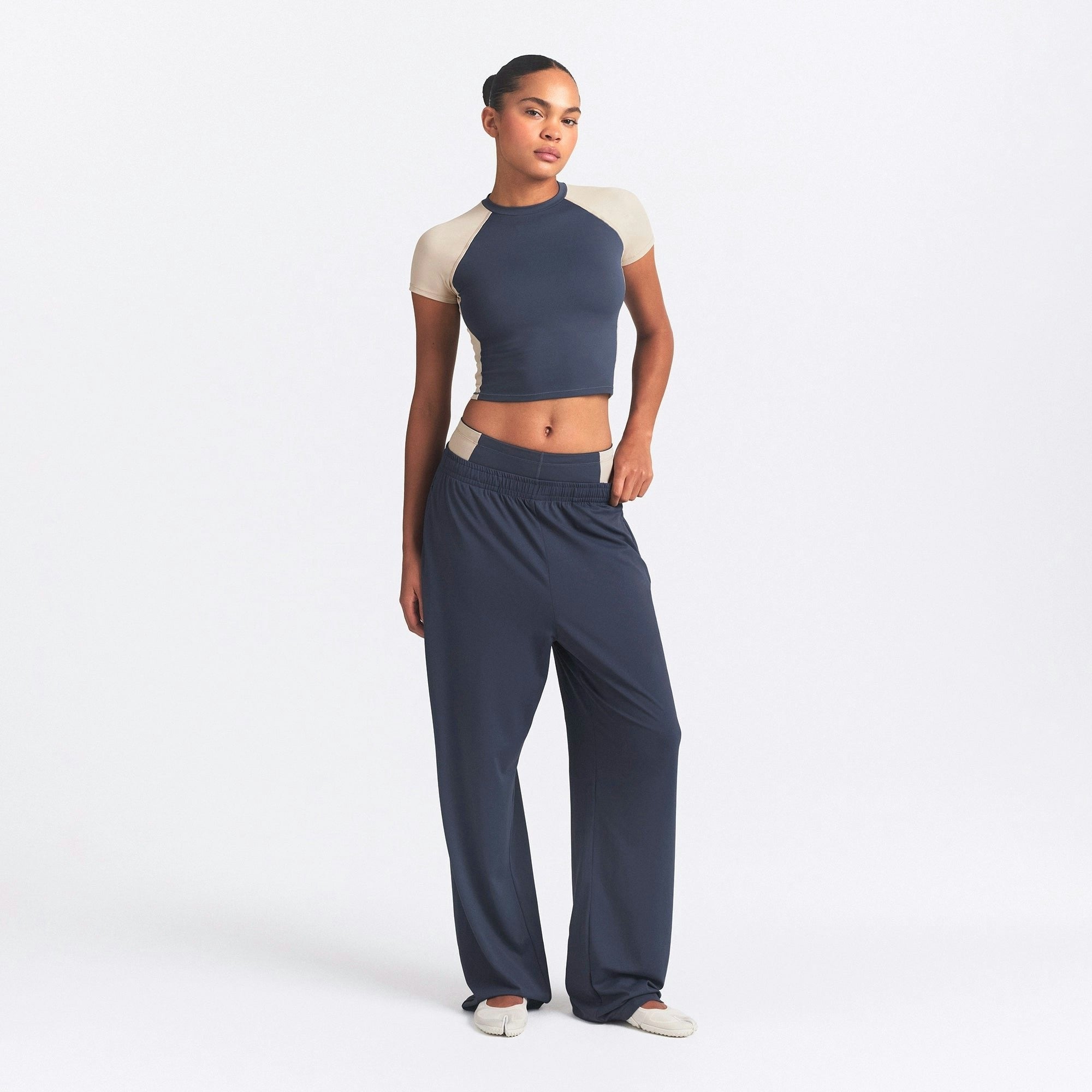 CROPPED BABY T-SHIRT