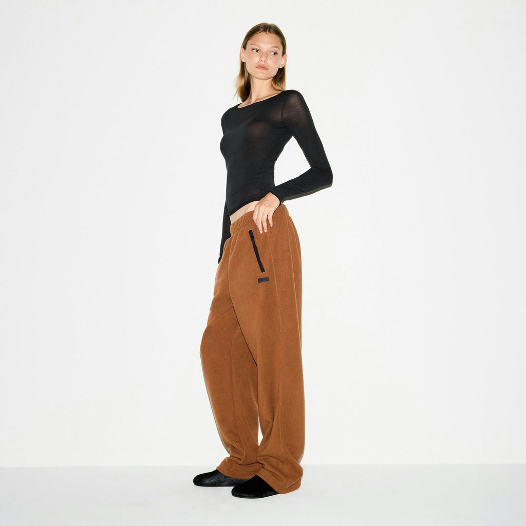 STRAIGHT LEG PANT