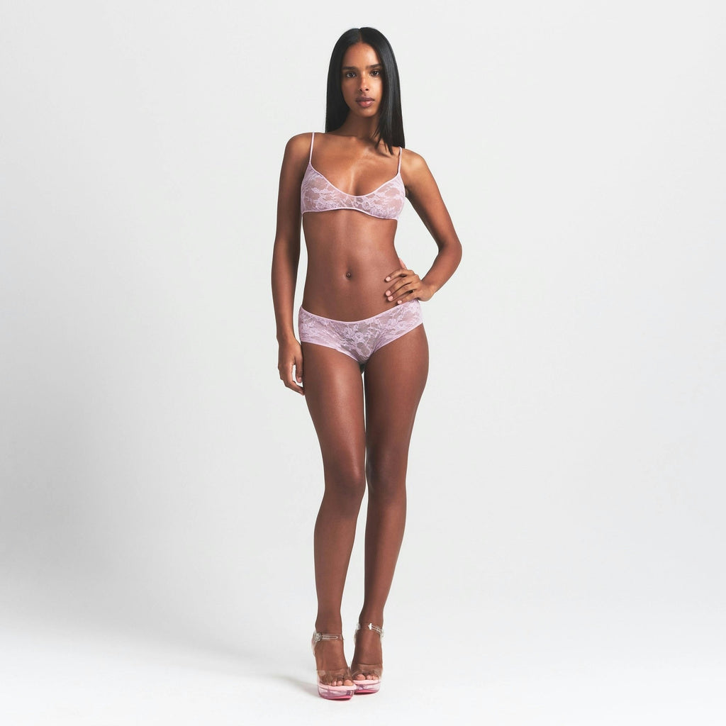 SKIMPY SCOOP BRALETTE