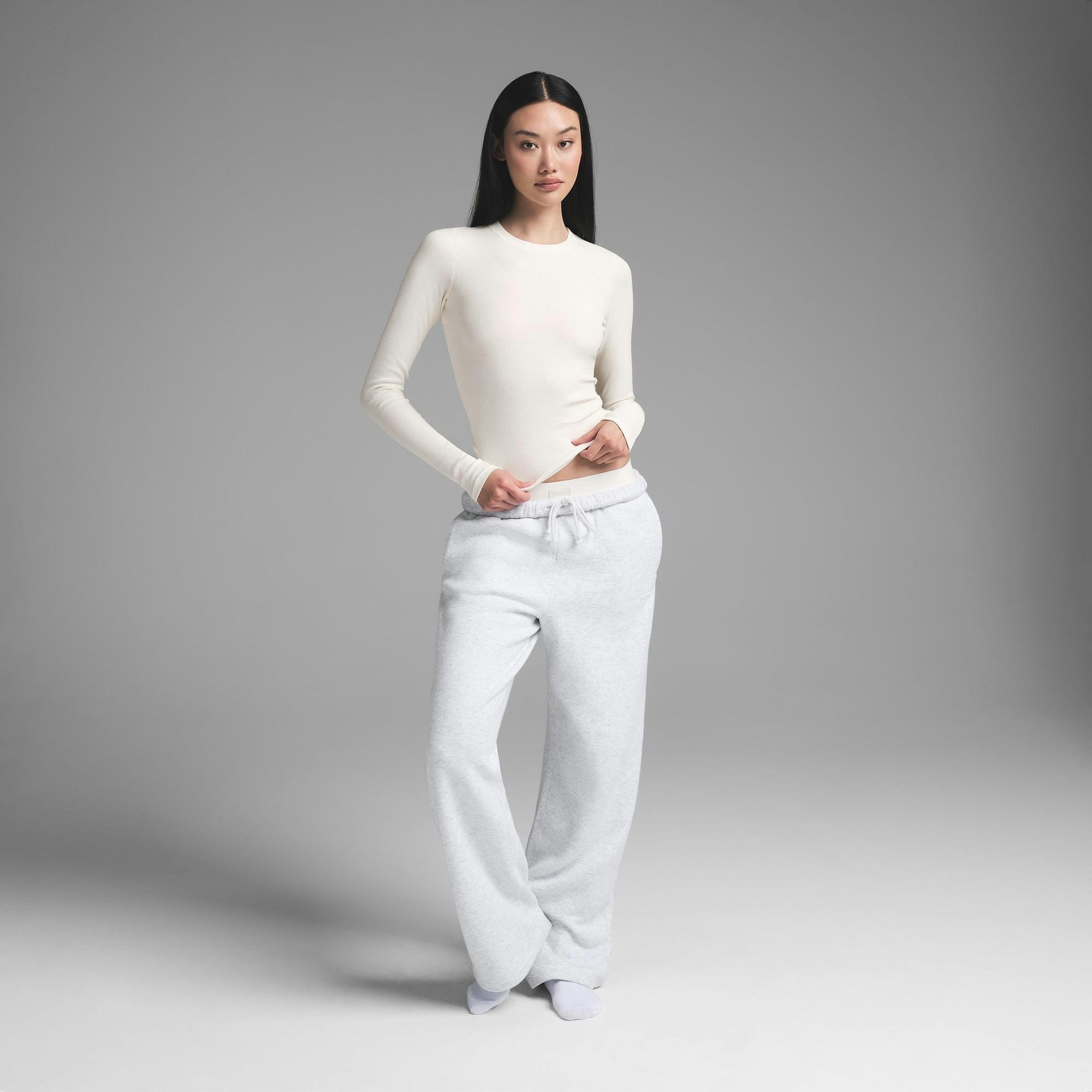 LONG SLEEVE T-SHIRT