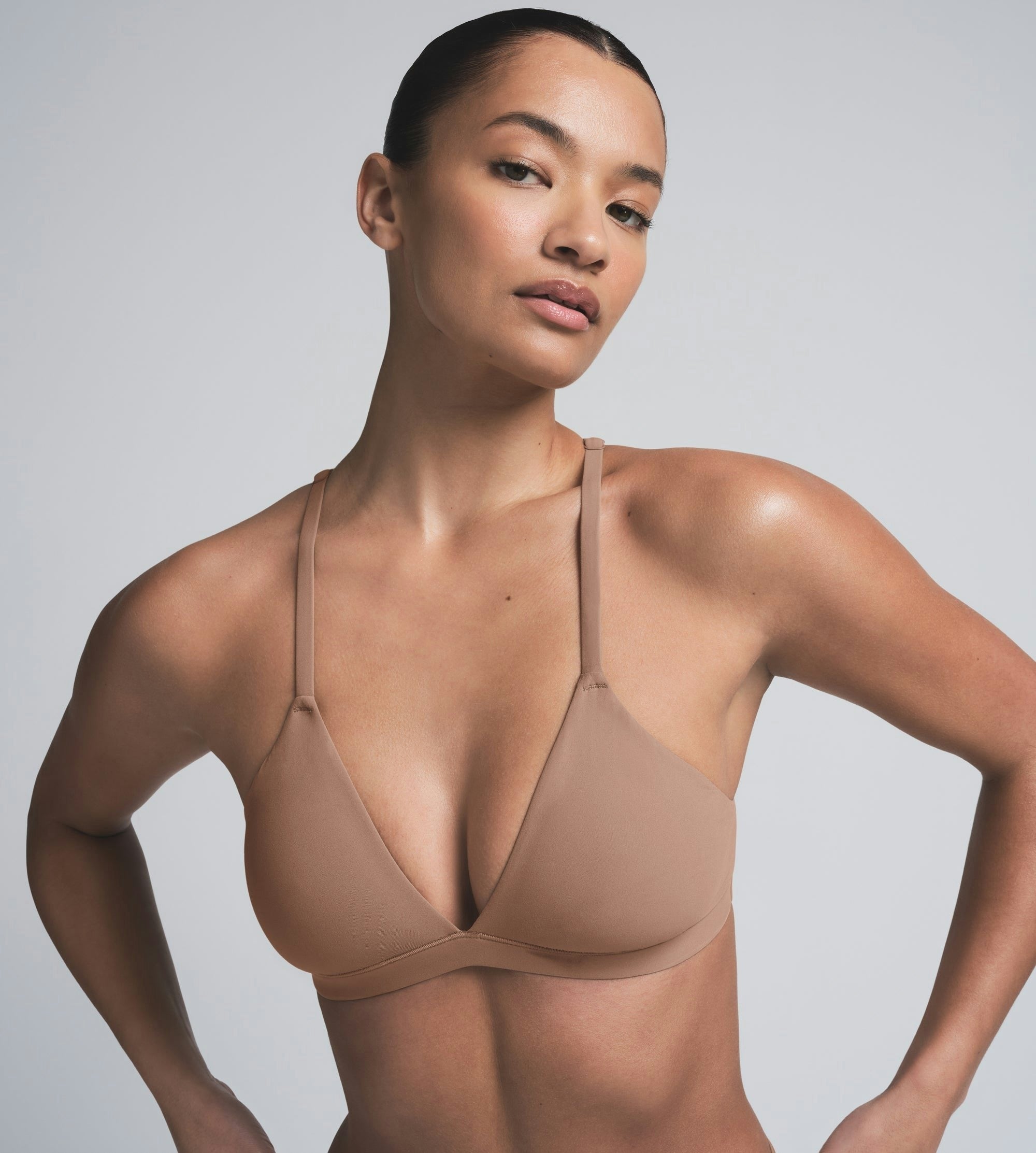RACERBACK TRIANGLE BRALETTE