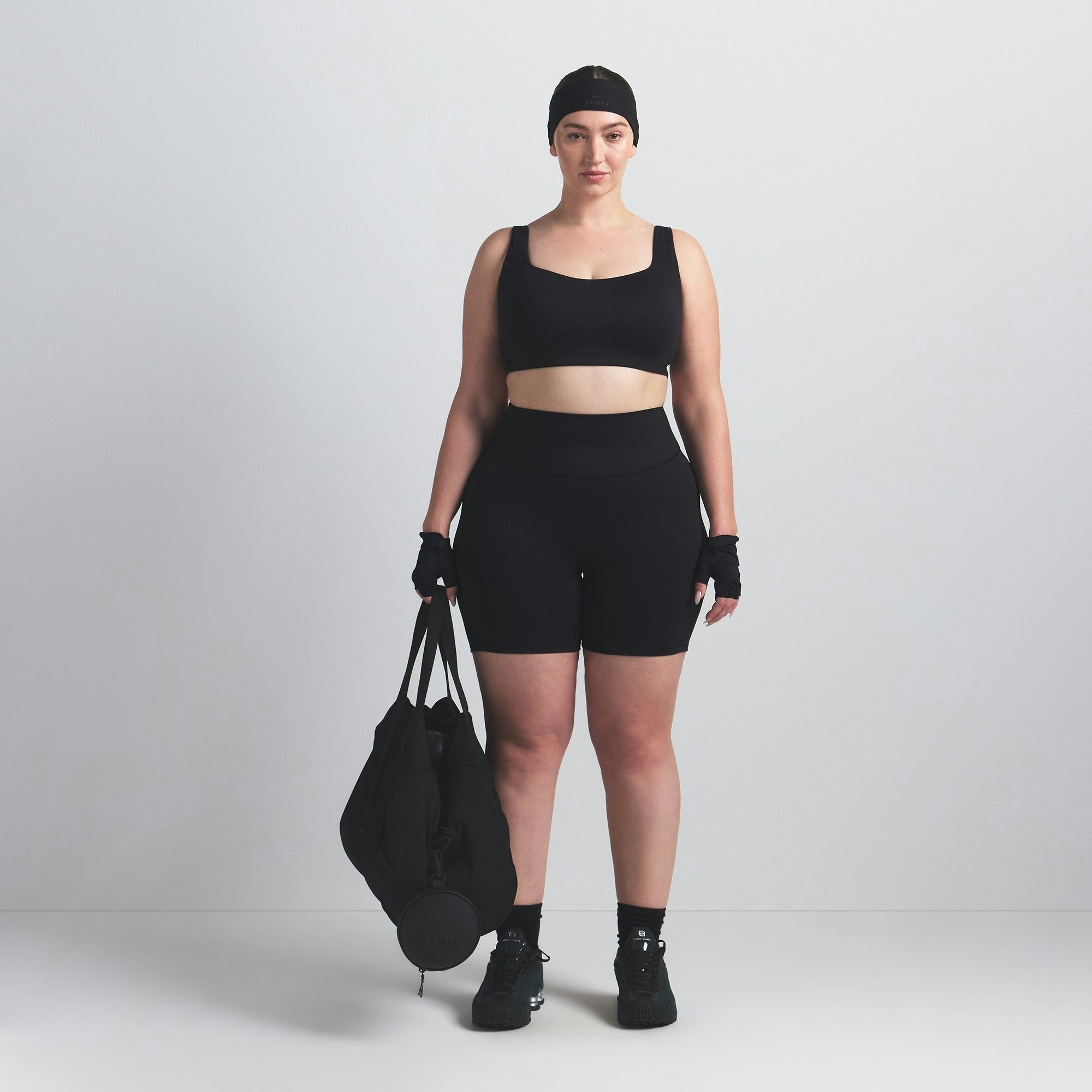 SCOOP NECK BRA