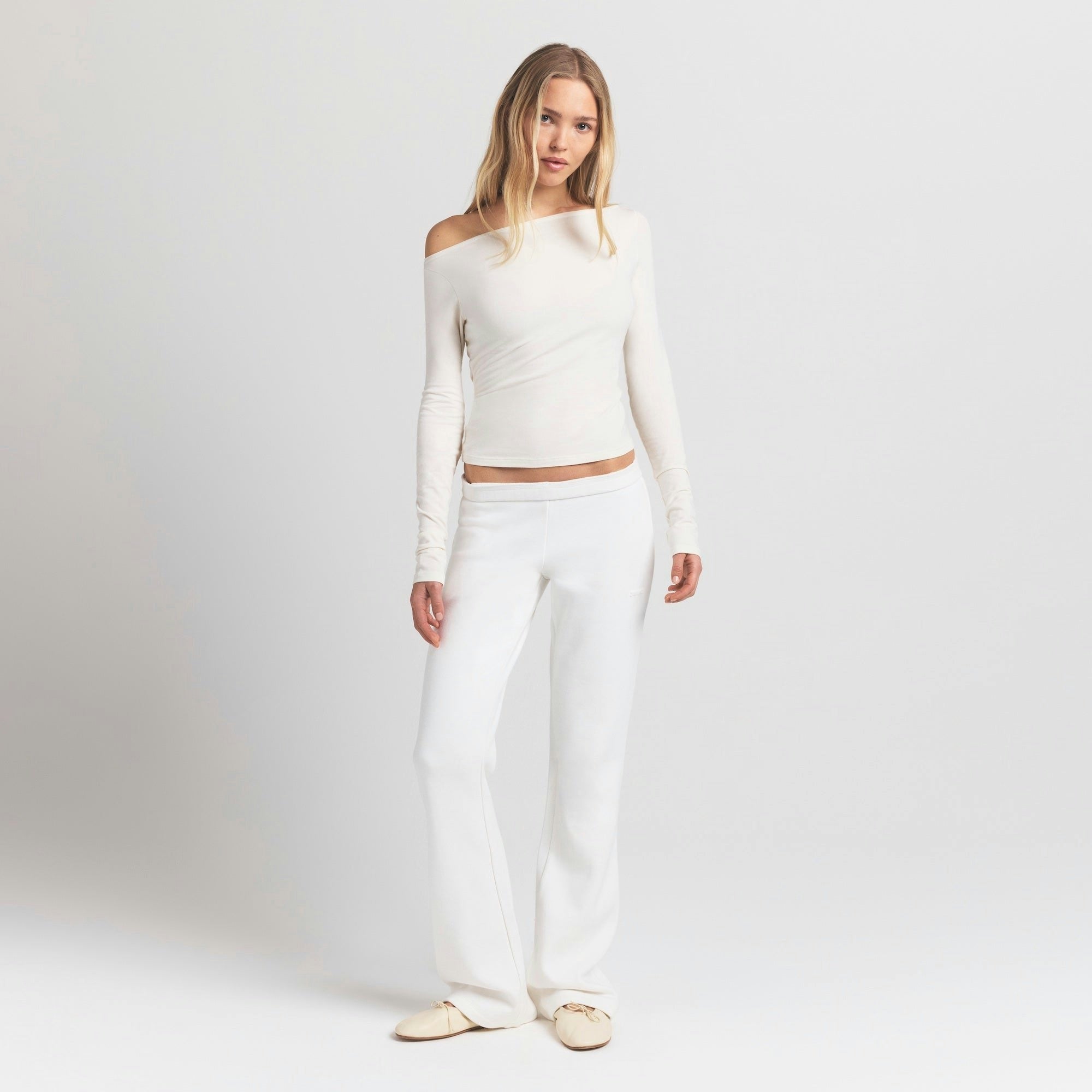 LONG SLEEVE BOATNECK TOP