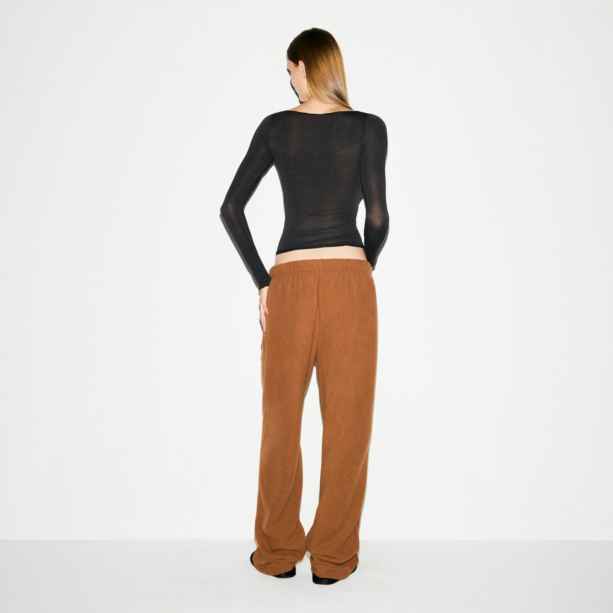 STRAIGHT LEG PANT