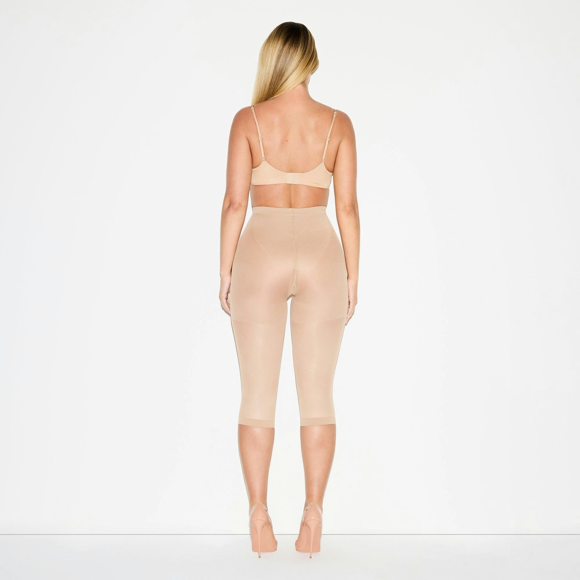 SHAPING CAPRI TIGHTS