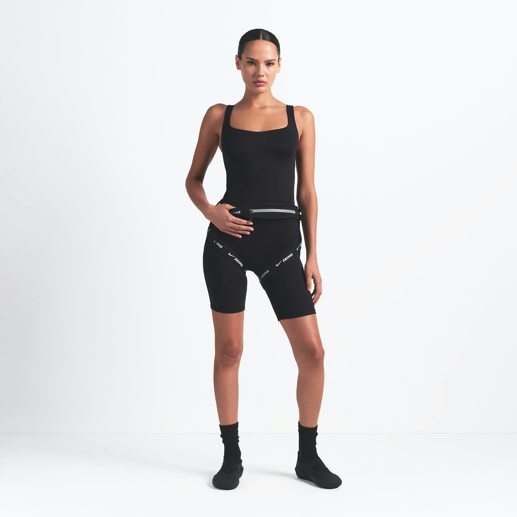 SQUARE NECK TANK