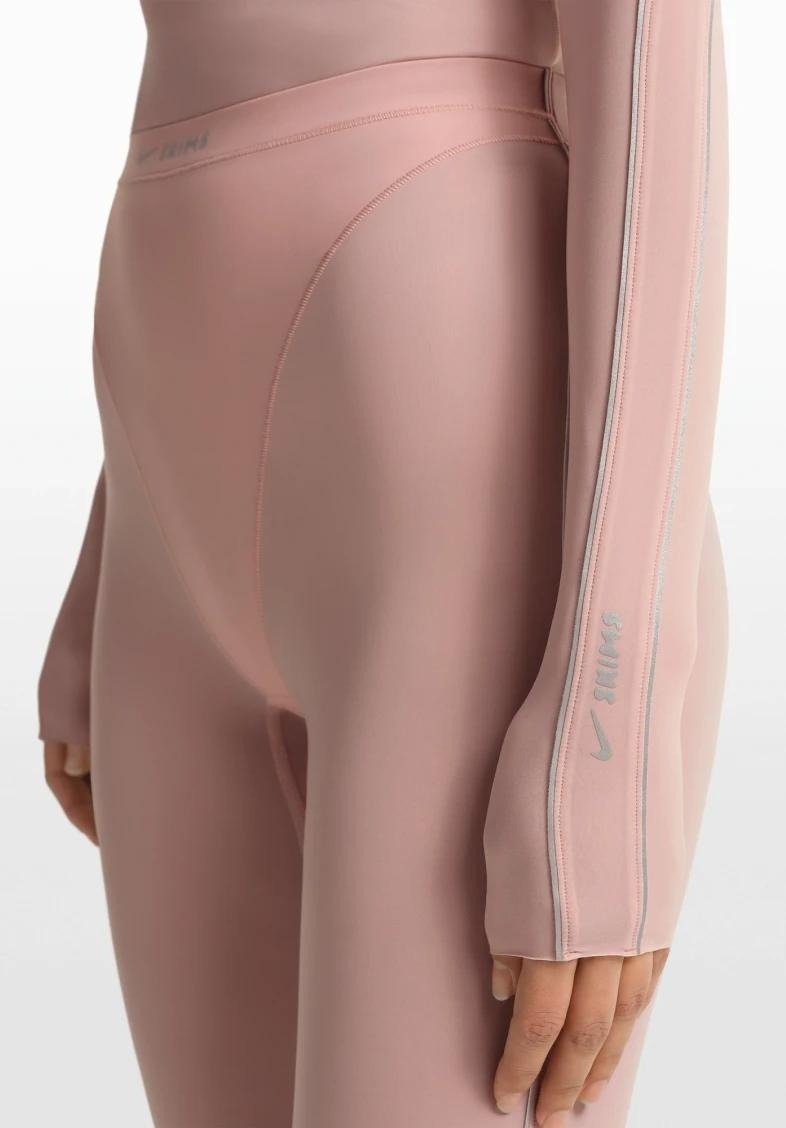 V-PANEL 28" LEGGING