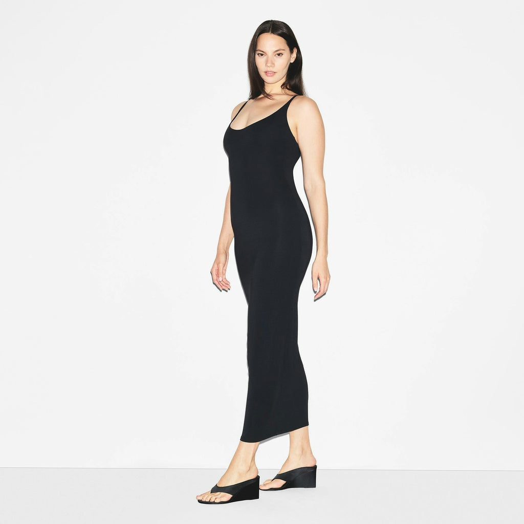 SCOOP NECK LONG DRESS