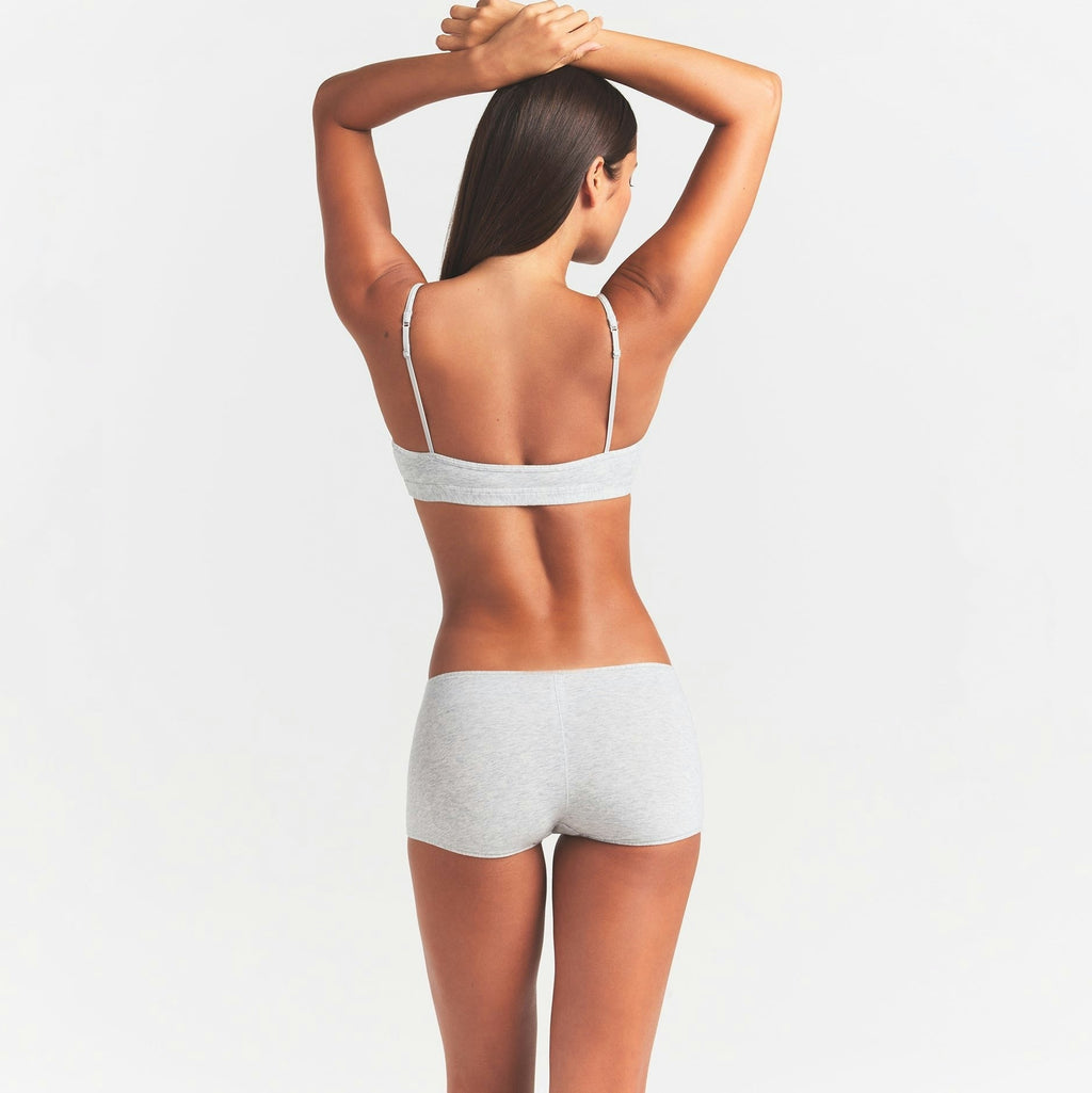 BOY SHORT
