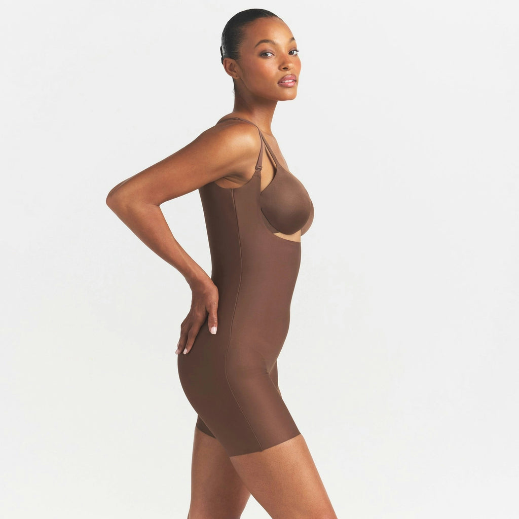 CORE SCULPT BACK SMOOTHING OPEN BUST MID THIGH BODYSUIT