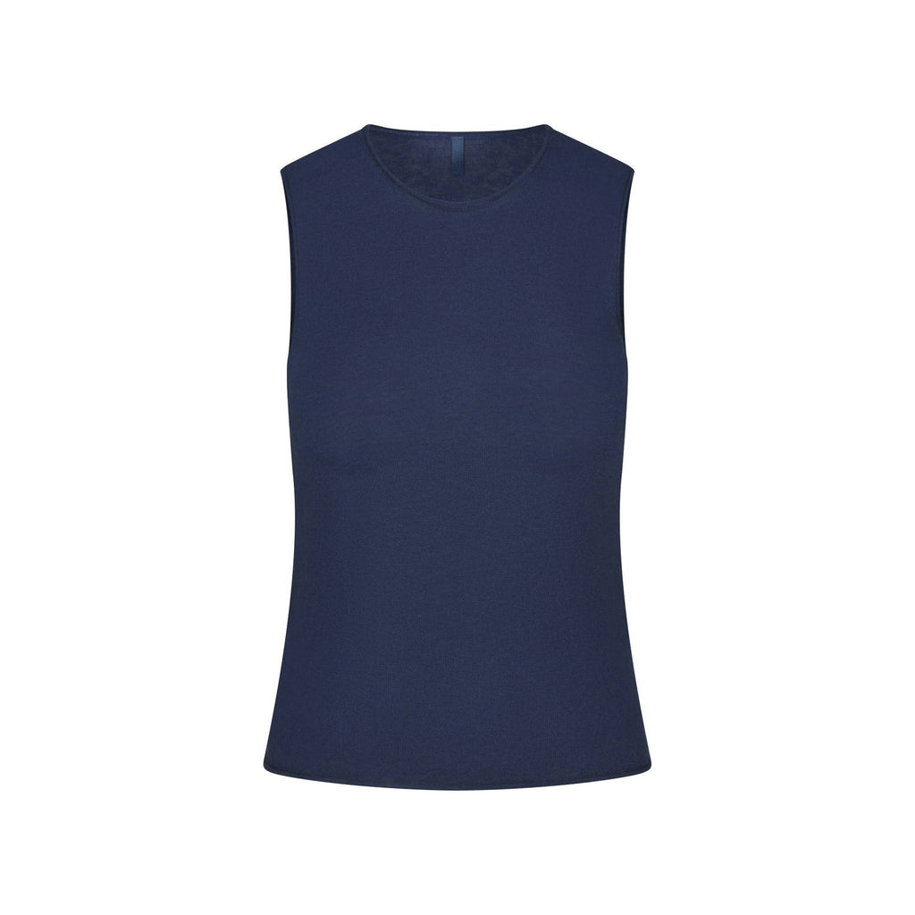 SLEEVELESS TOP