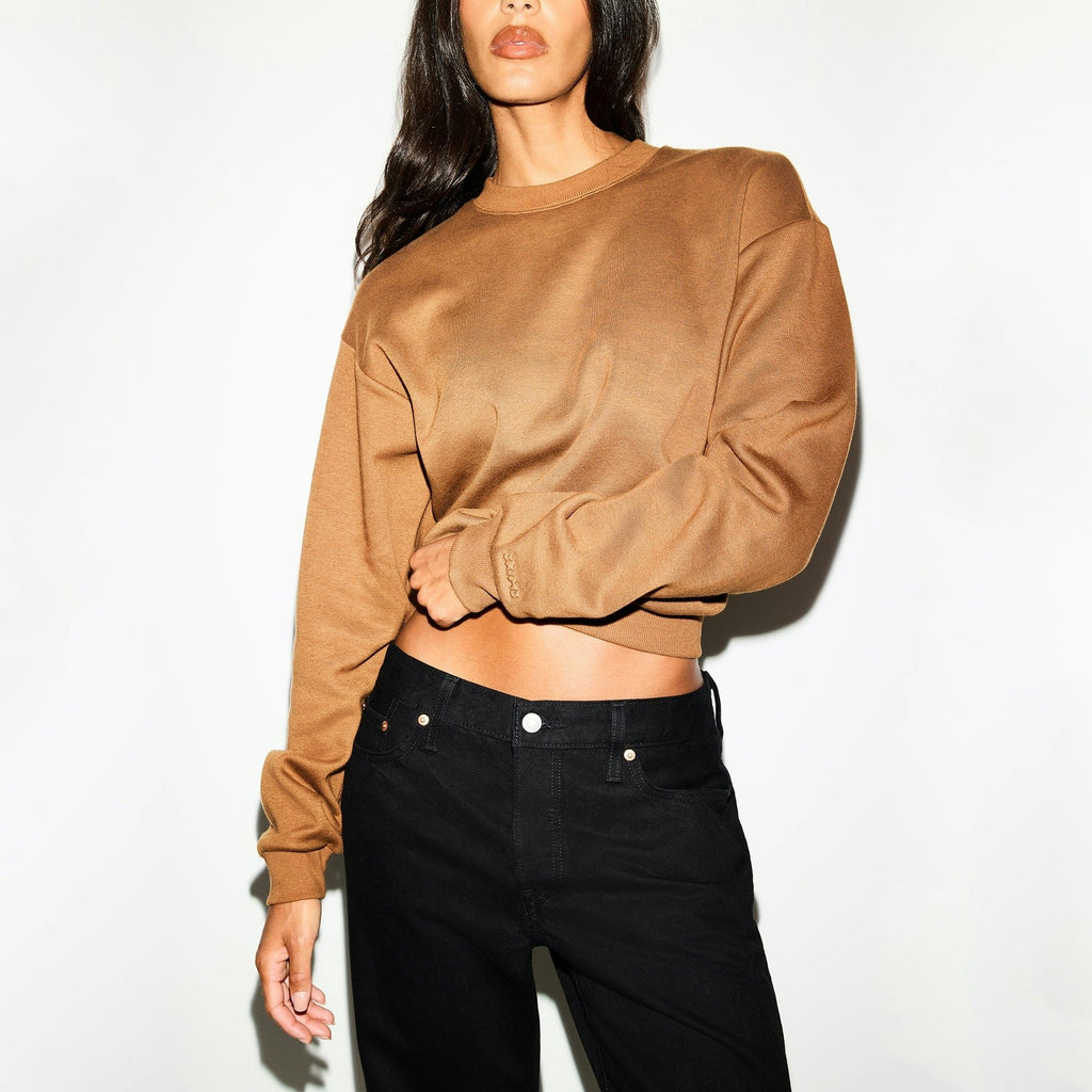 CLASSIC CREWNECK