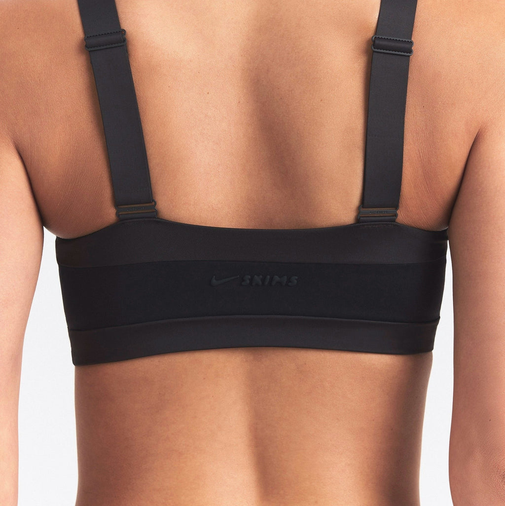 STRAIGHT NECK BRA