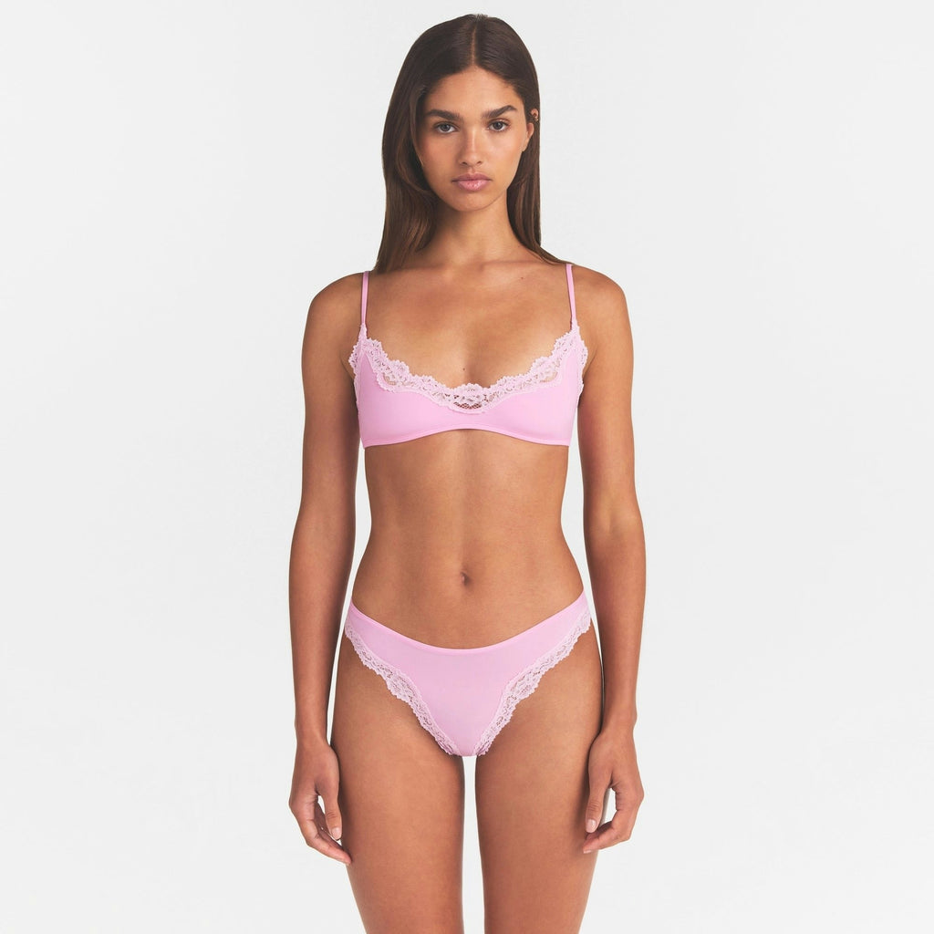 SCOOP BRALETTE