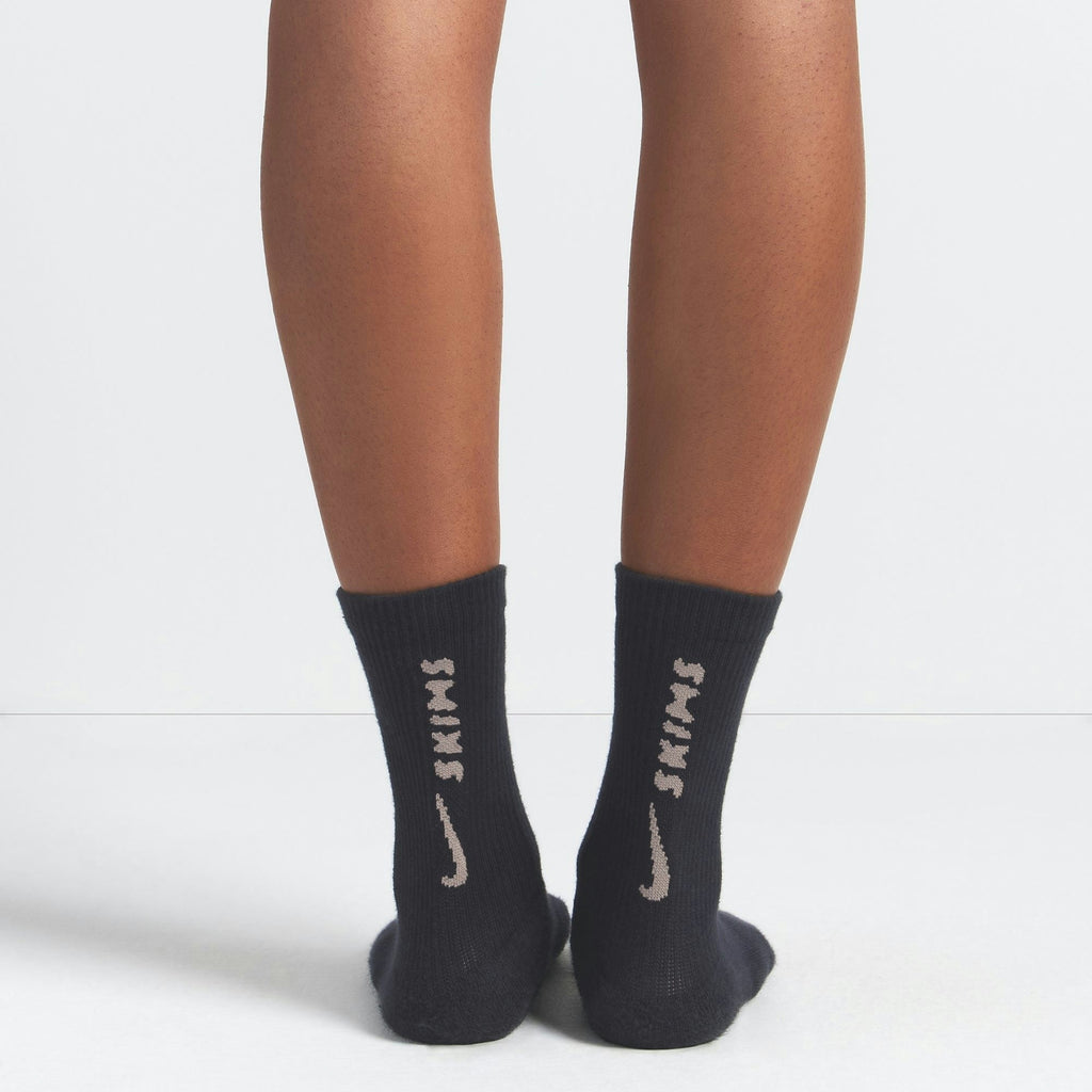 DRI-FITâ¢ CREW SOCK 3-PACK