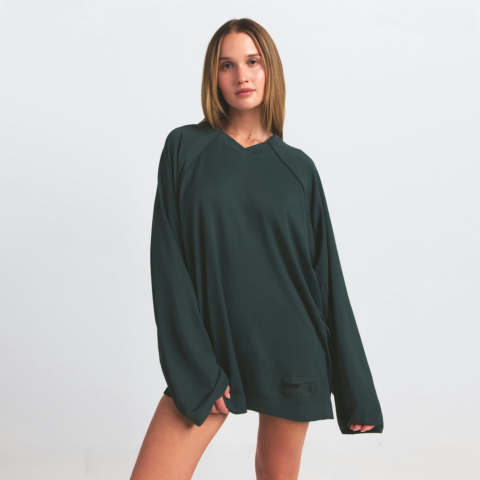 V-NECK OVERSIZED LONG SLEEVE TOP