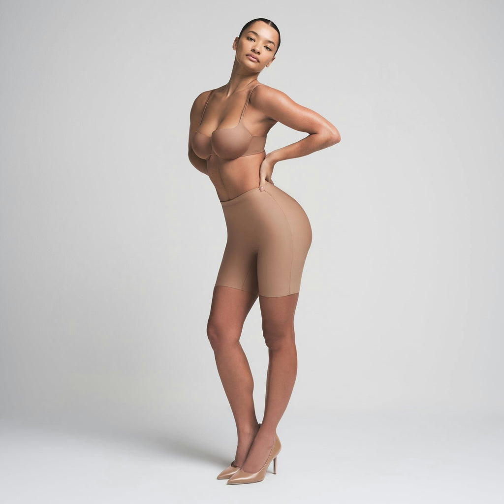 BUTT ENHANCING PADDED SHORT