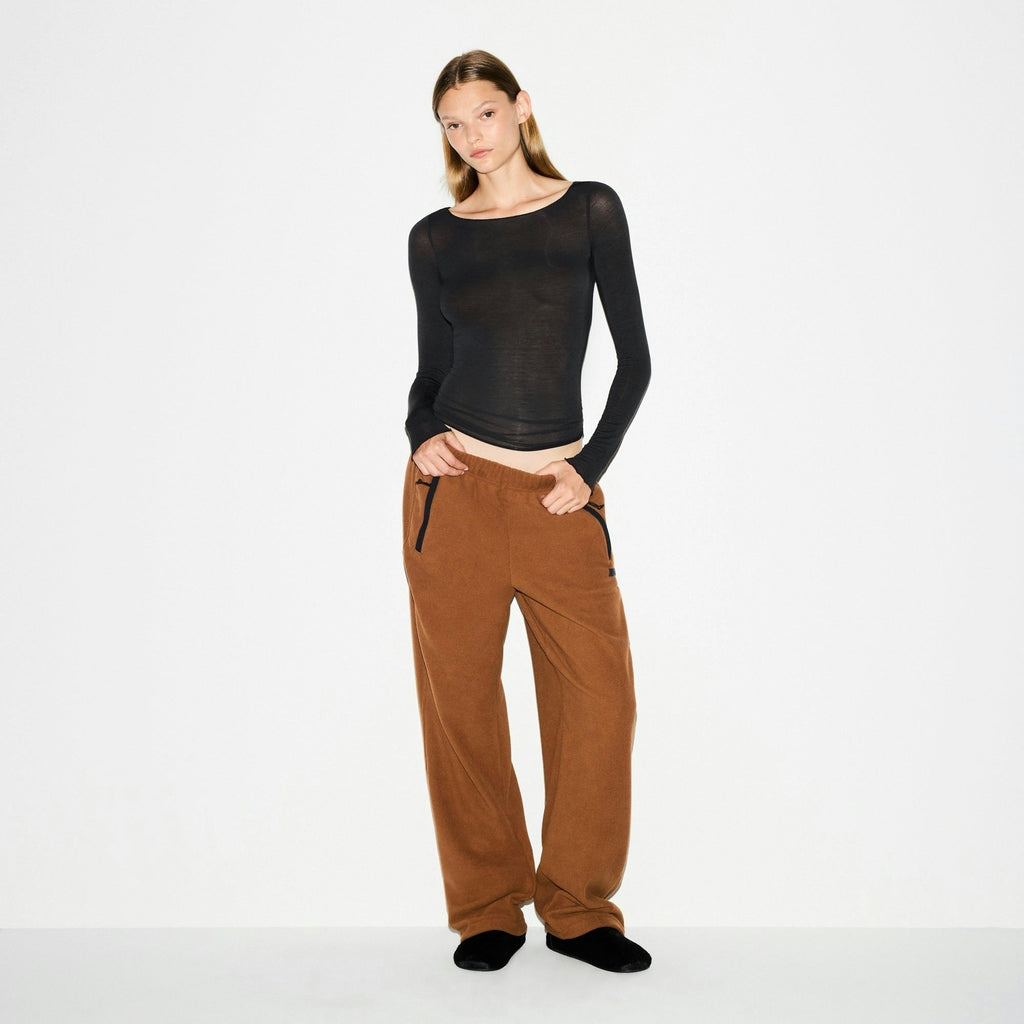 STRAIGHT LEG PANT