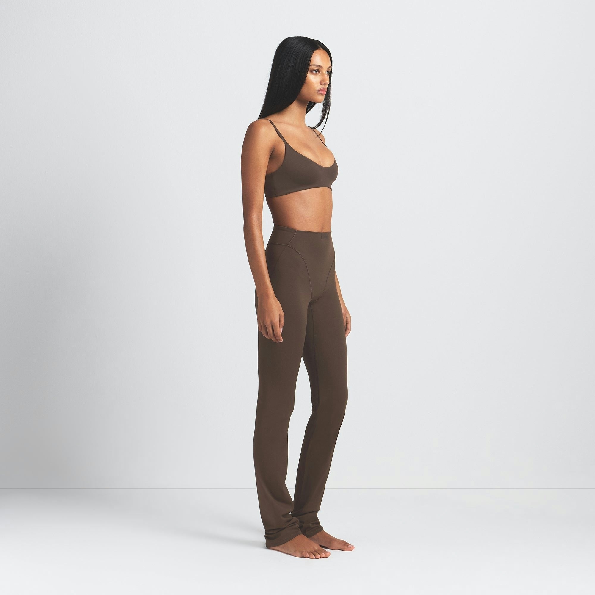 V-LINE 39" STRAIGHT LEGGING