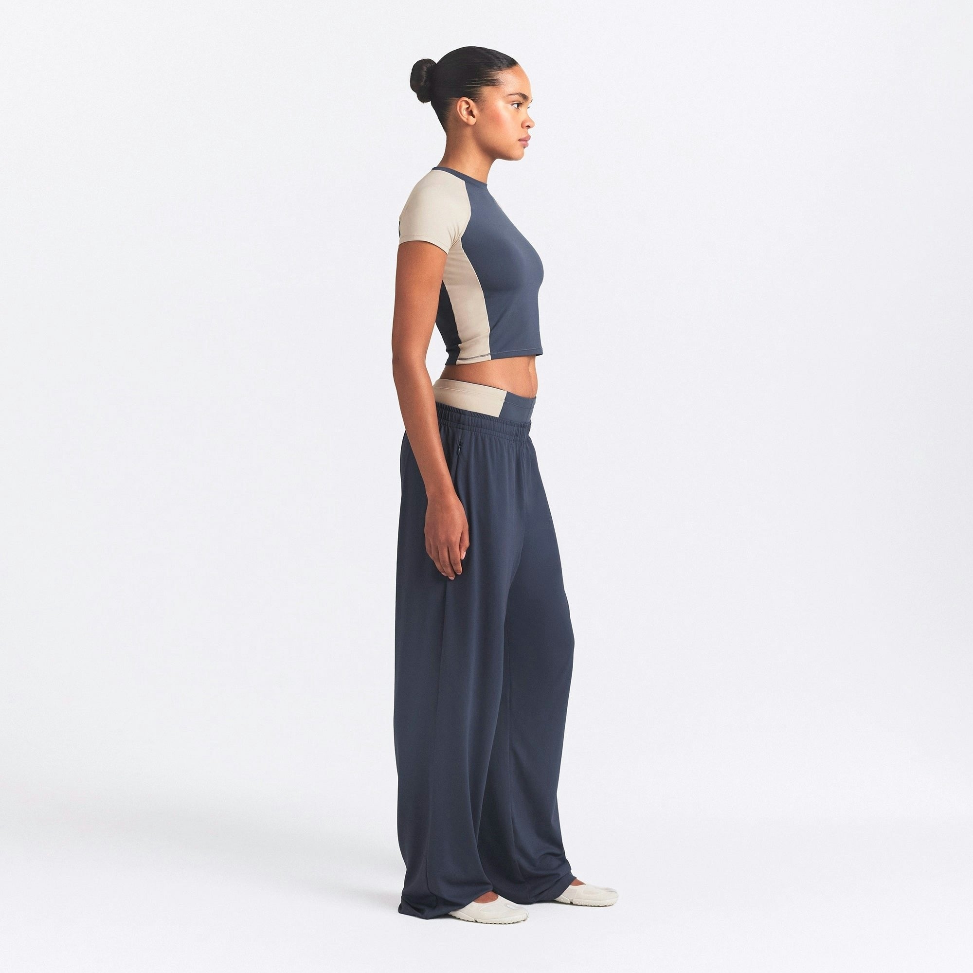 CROPPED BABY T-SHIRT