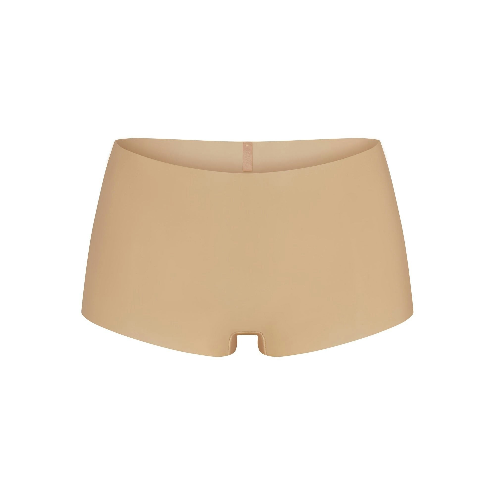 BOY SHORT