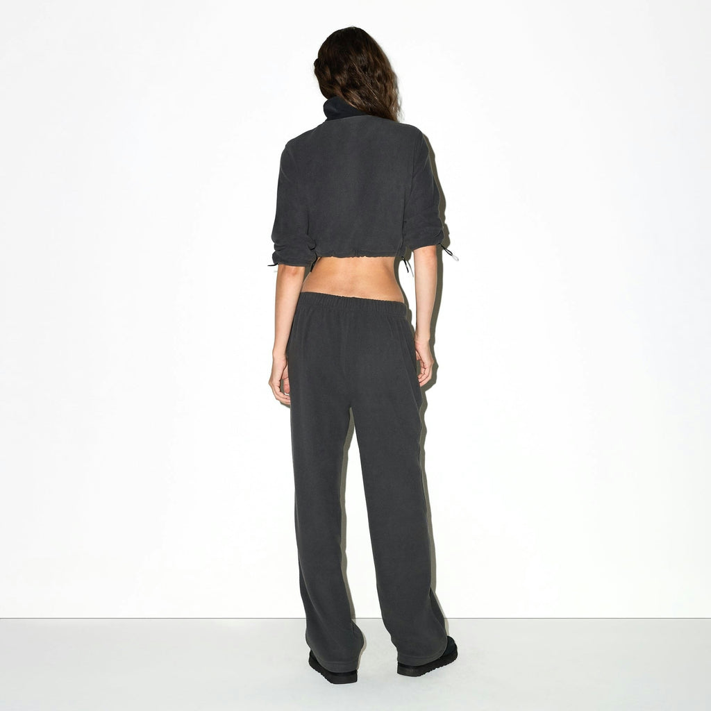 STRAIGHT LEG PANT
