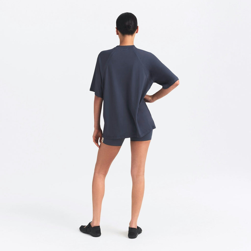 OVERSIZED T-SHIRT