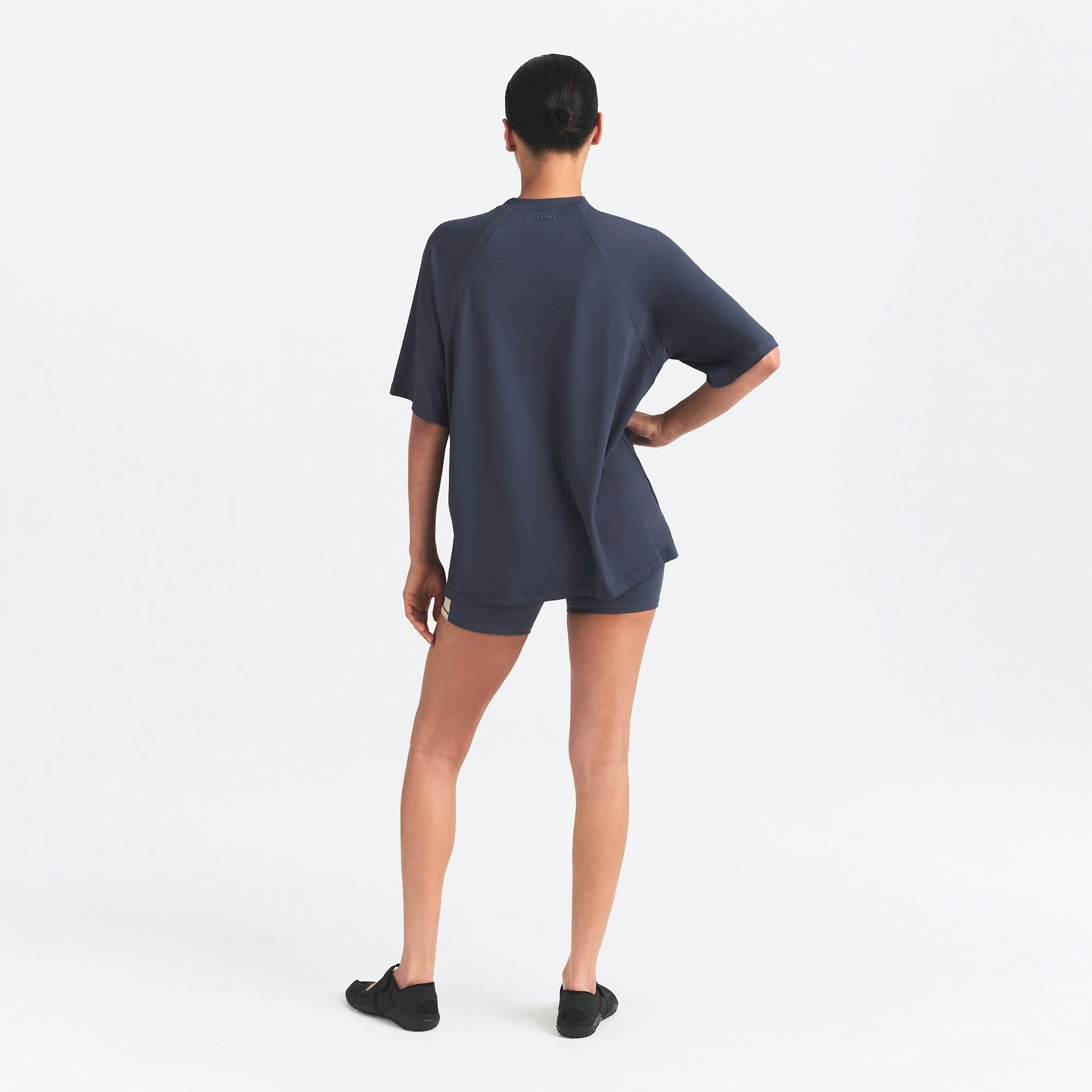 OVERSIZED T-SHIRT