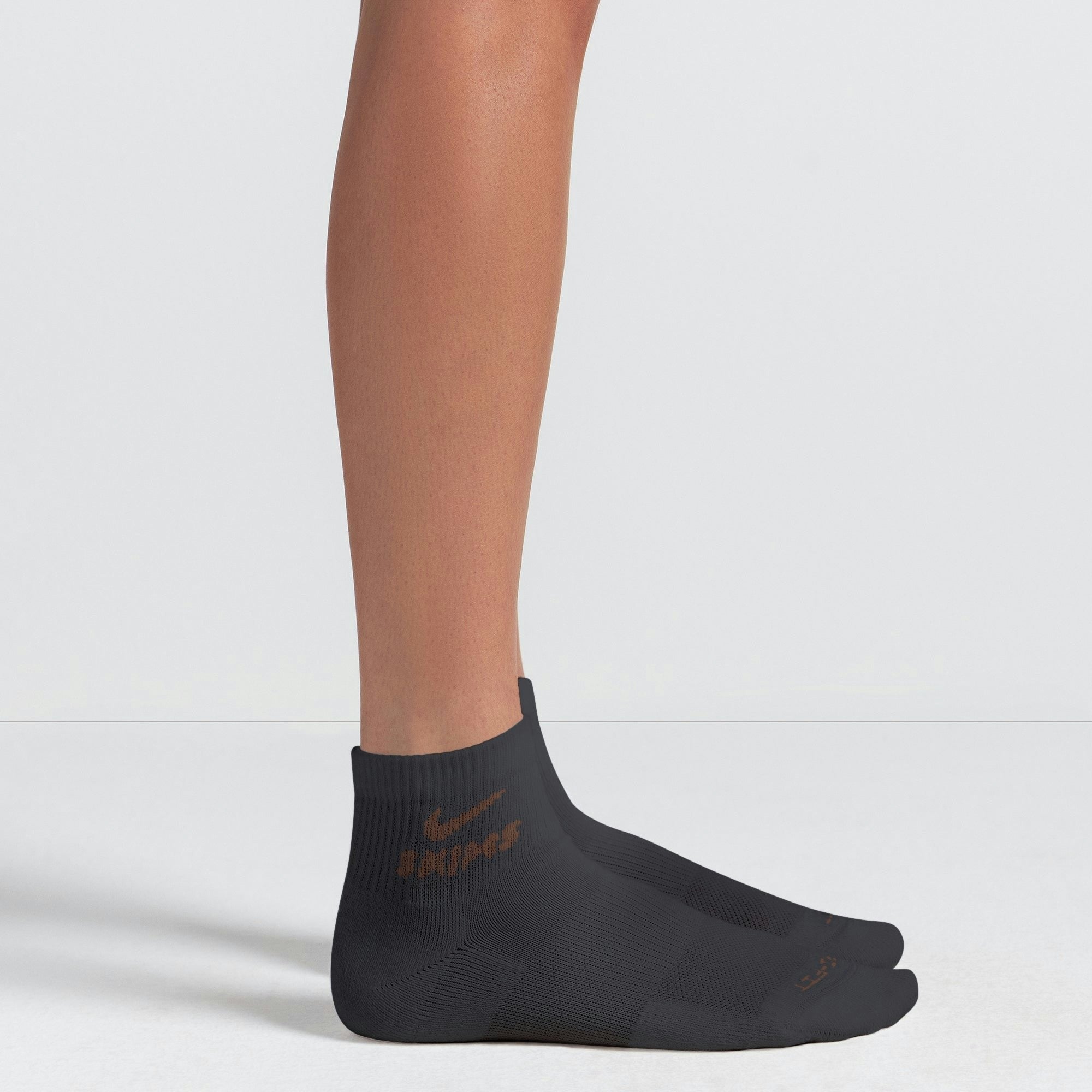 DRI-FITâ¢ QUARTER CREW SOCK 3-PACK