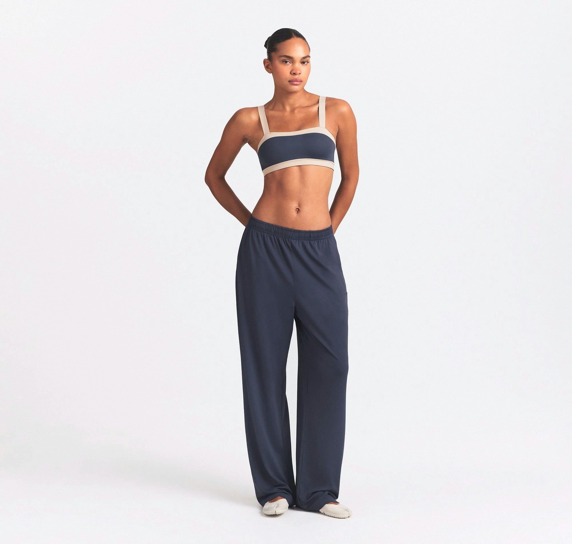 WIDE LEG PANT
