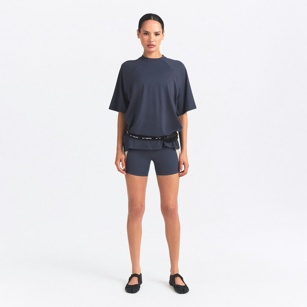OVERSIZED T-SHIRT
