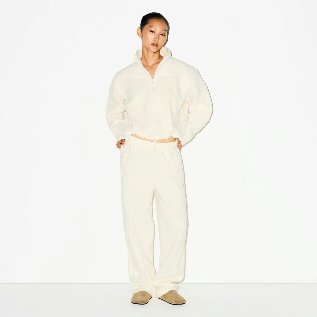 STRAIGHT LEG PANT
