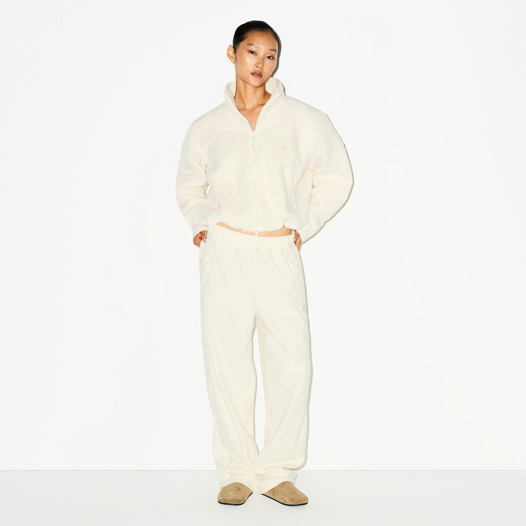 STRAIGHT LEG PANT