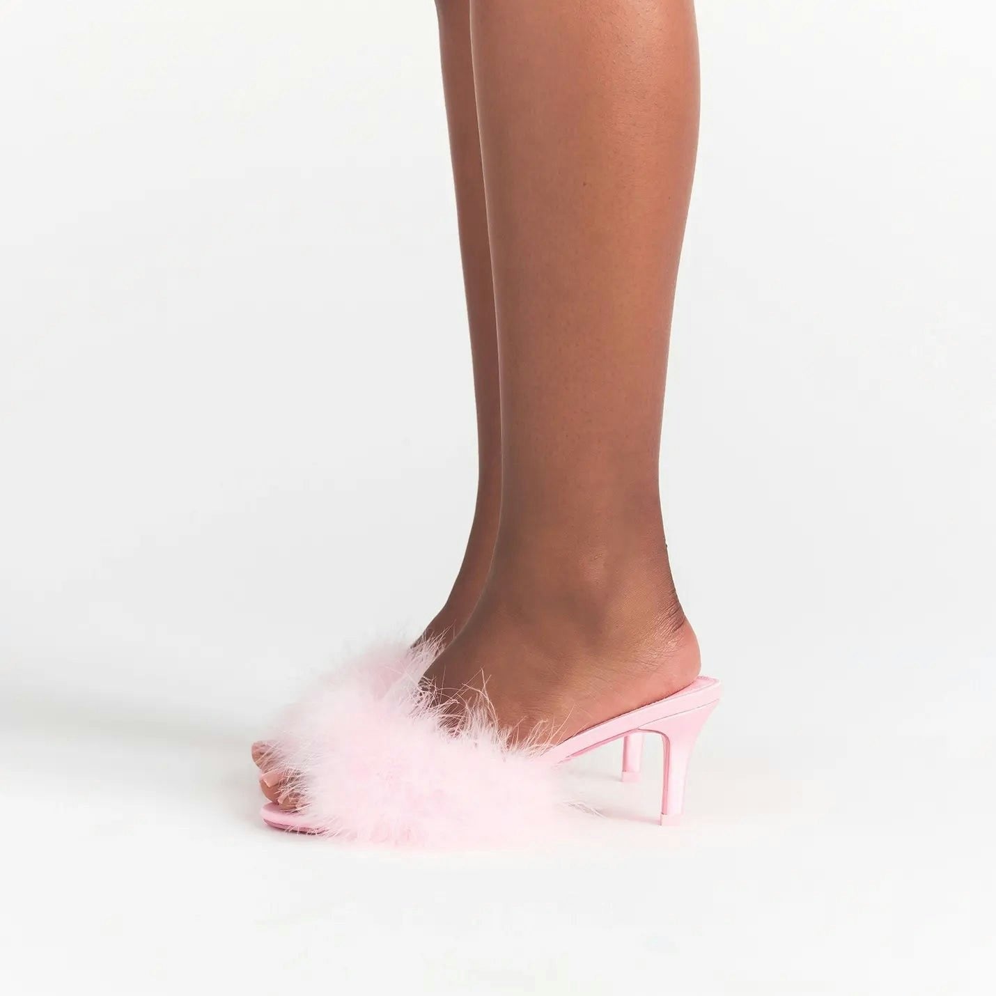 FEATHER KITTEN HEEL