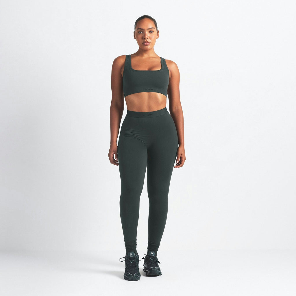 SCOOP NECK BRA