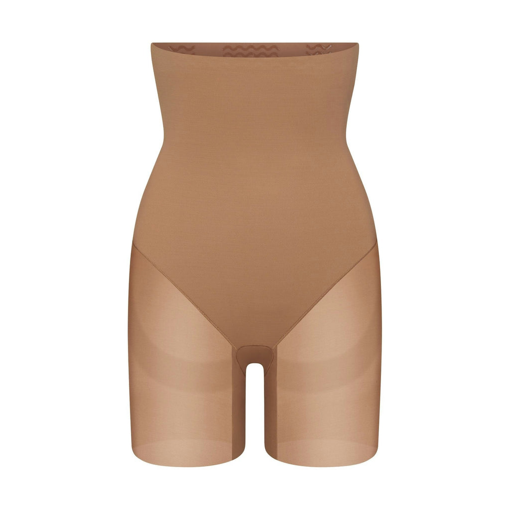 CORE SCULPT HIGH-WAISTED MID THIGH SHORT