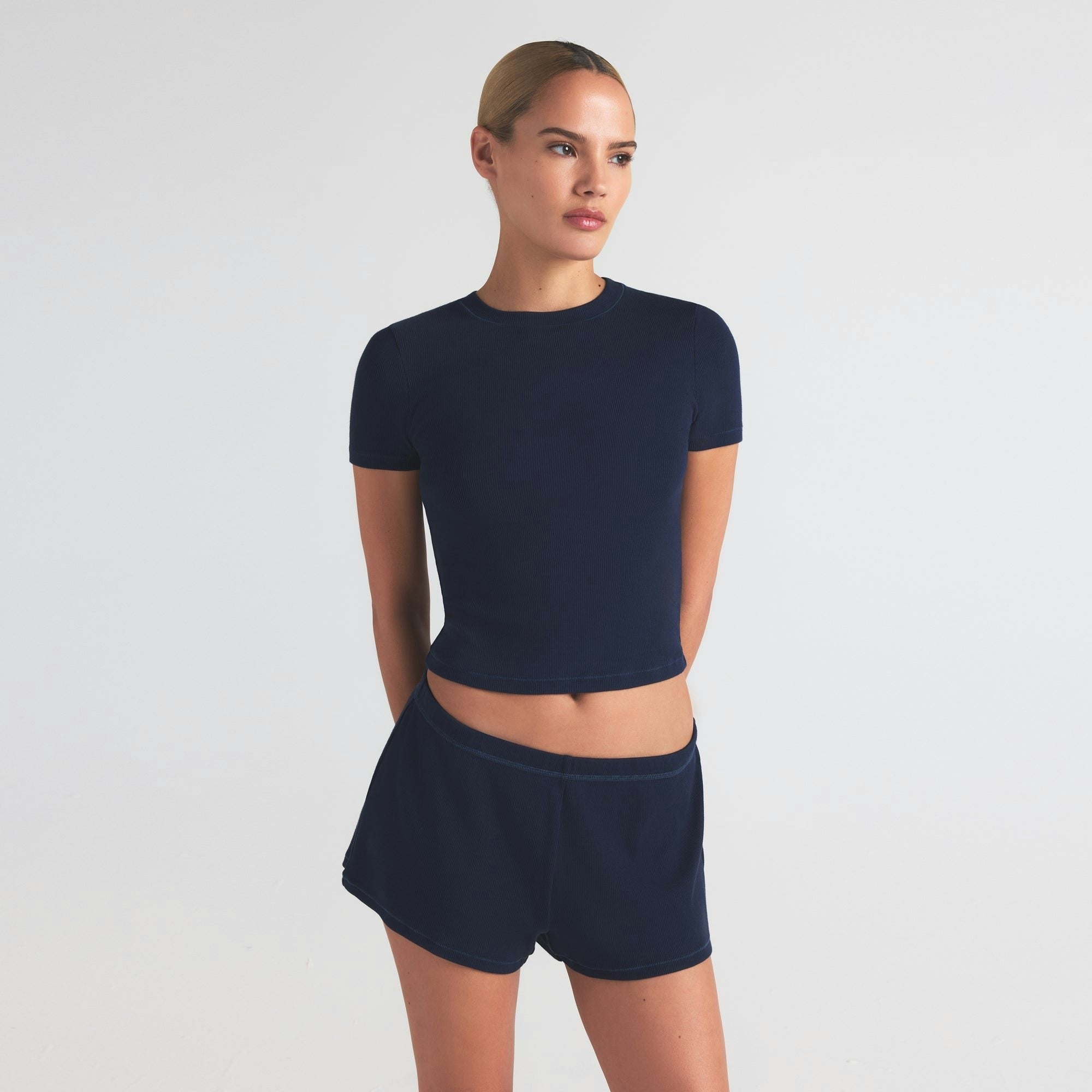 LOOSE SHORT