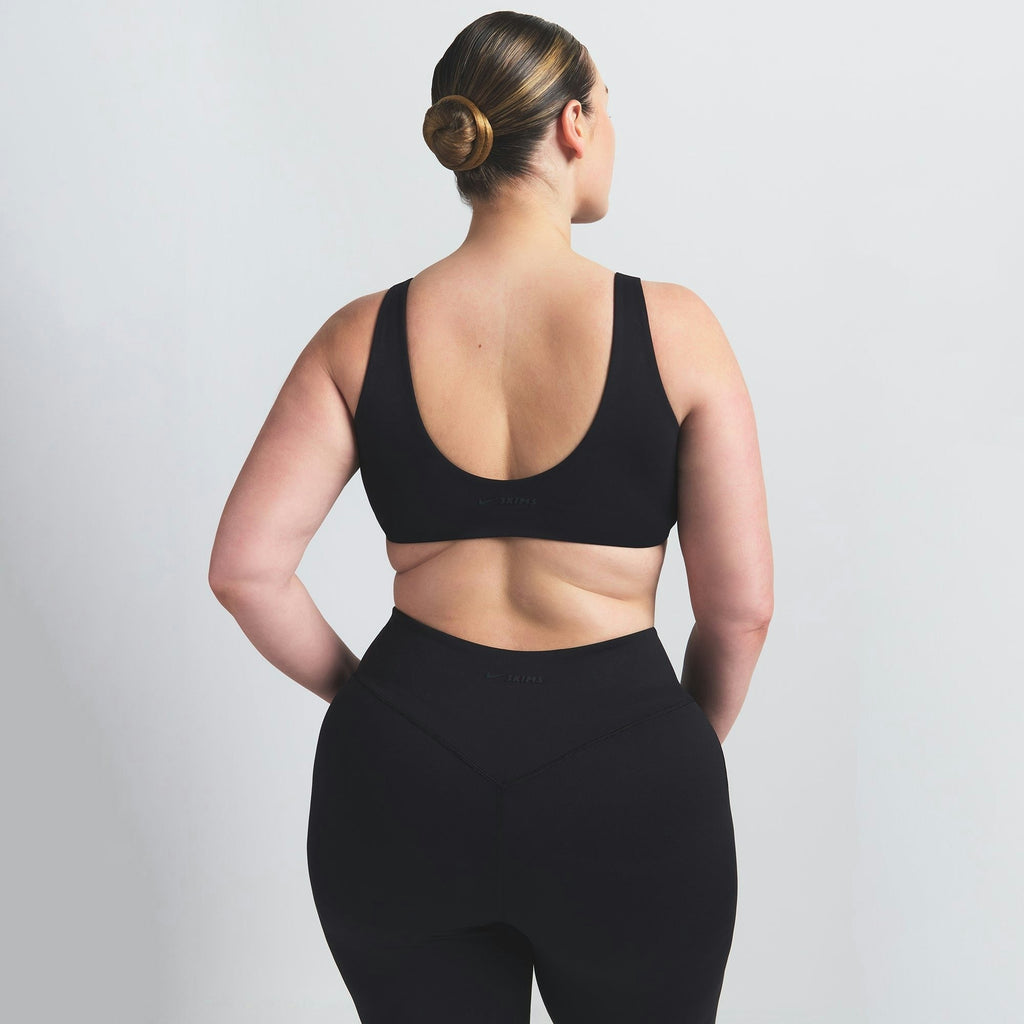 TWIST-FRONT BRA