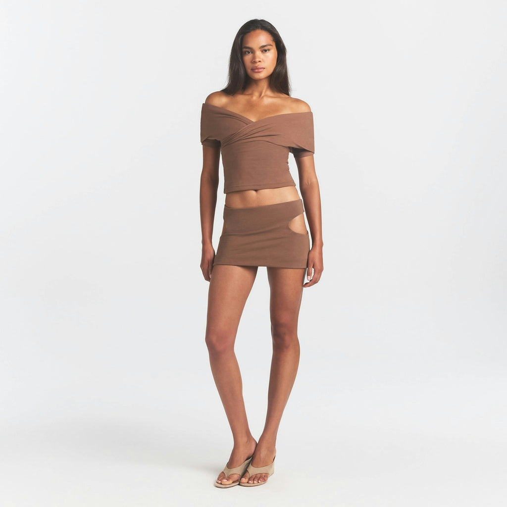 CUT OUT MINI SKIRT