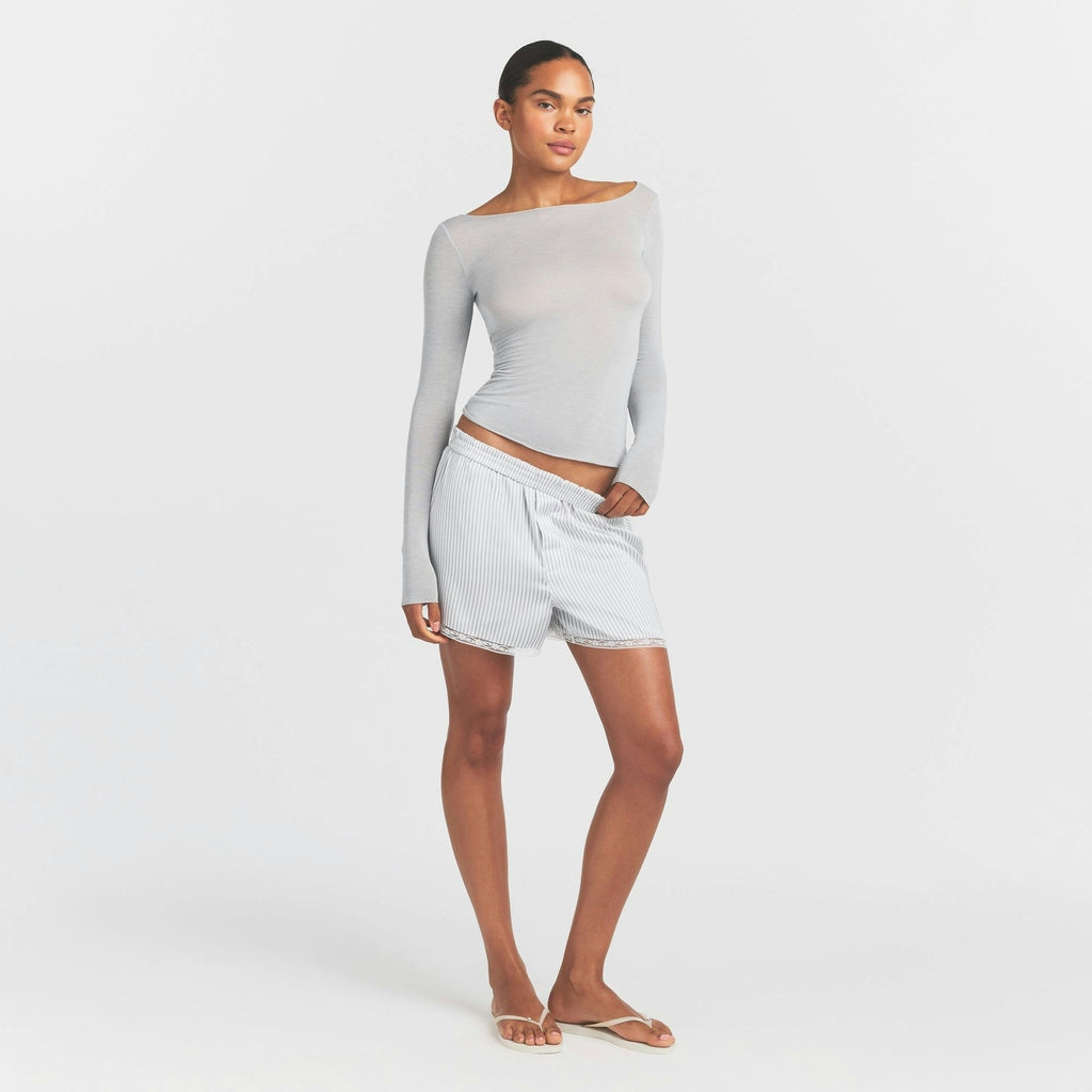 LONG SLEEVE BOATNECK TOP