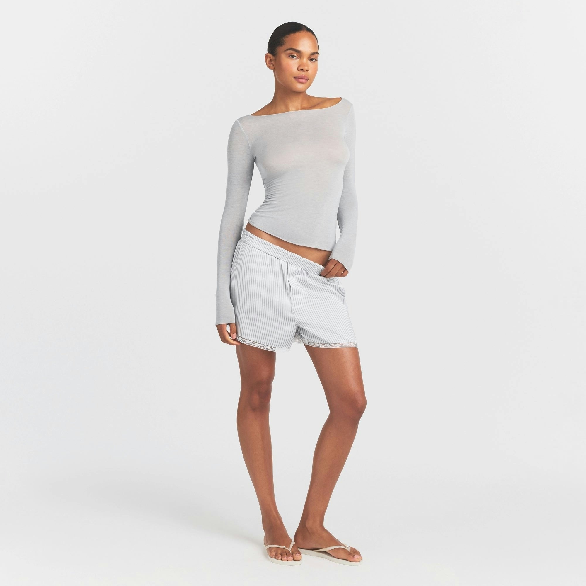 LONG SLEEVE BOATNECK TOP