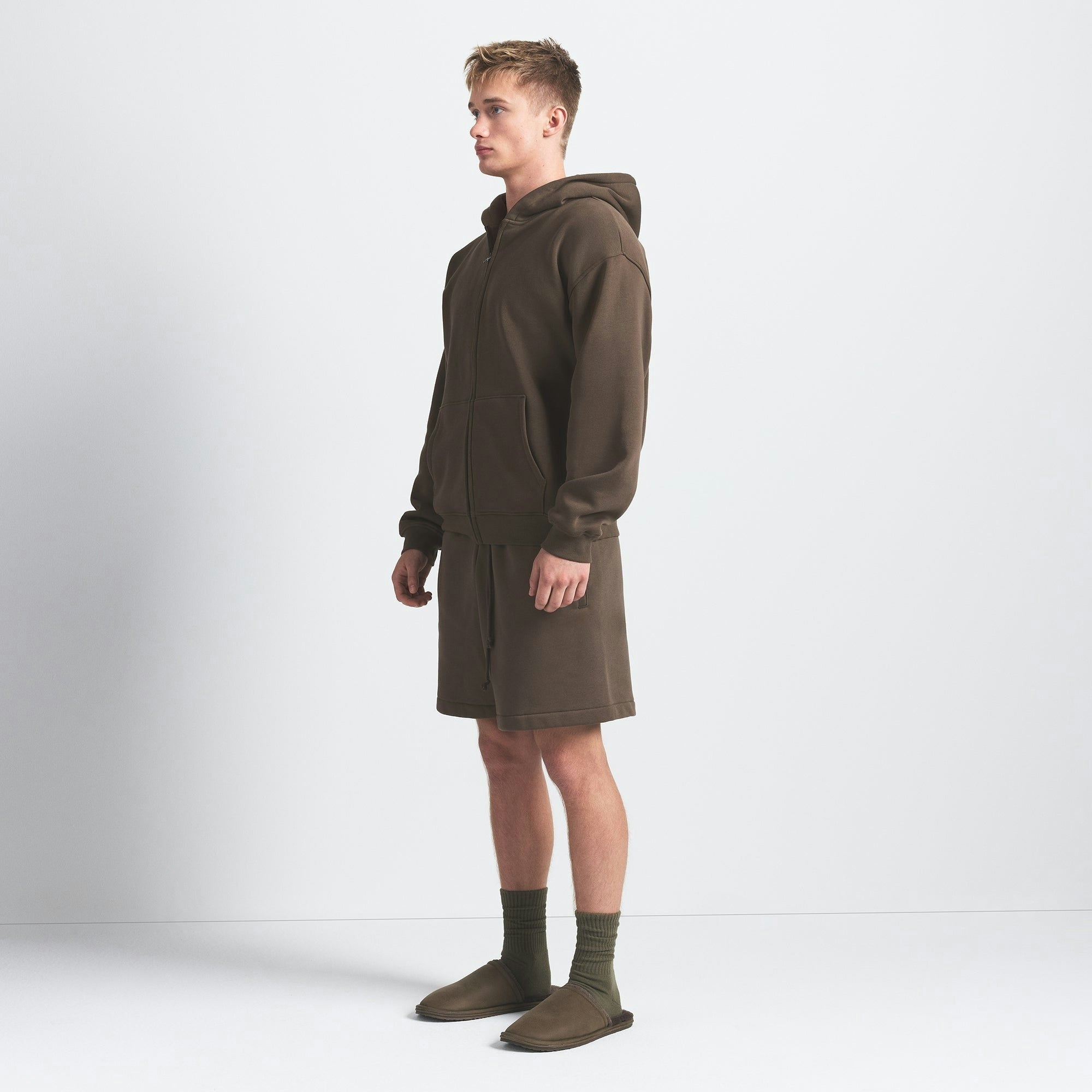 MENS RELAXED SHORT