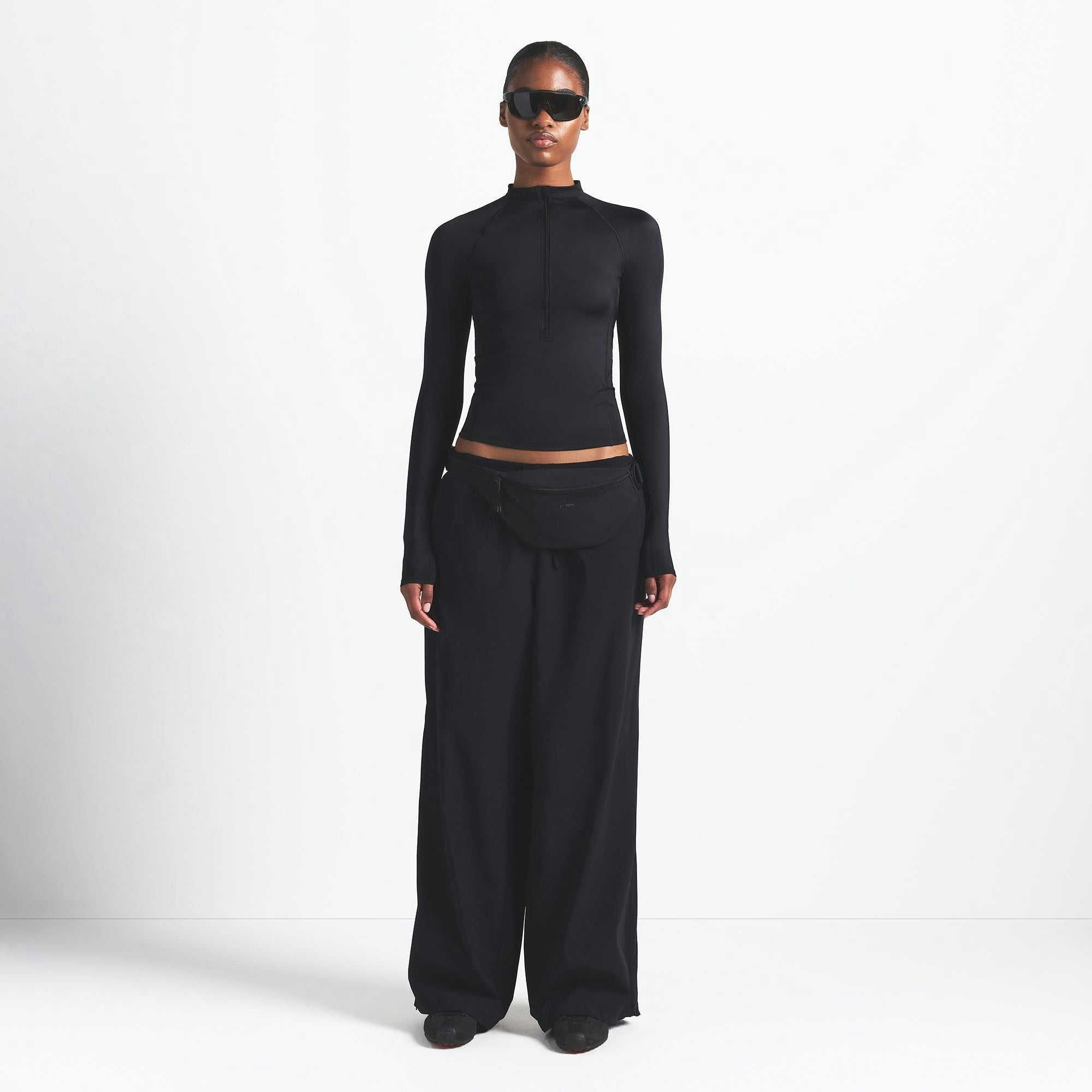 OVERSIZED TRACK PANT