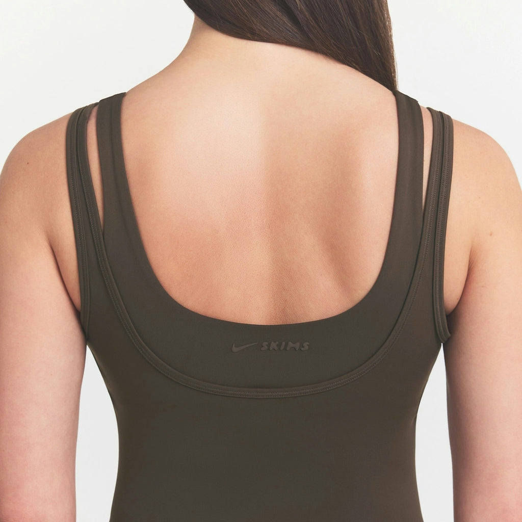 DOUBLE STRAP SCOOP TANK