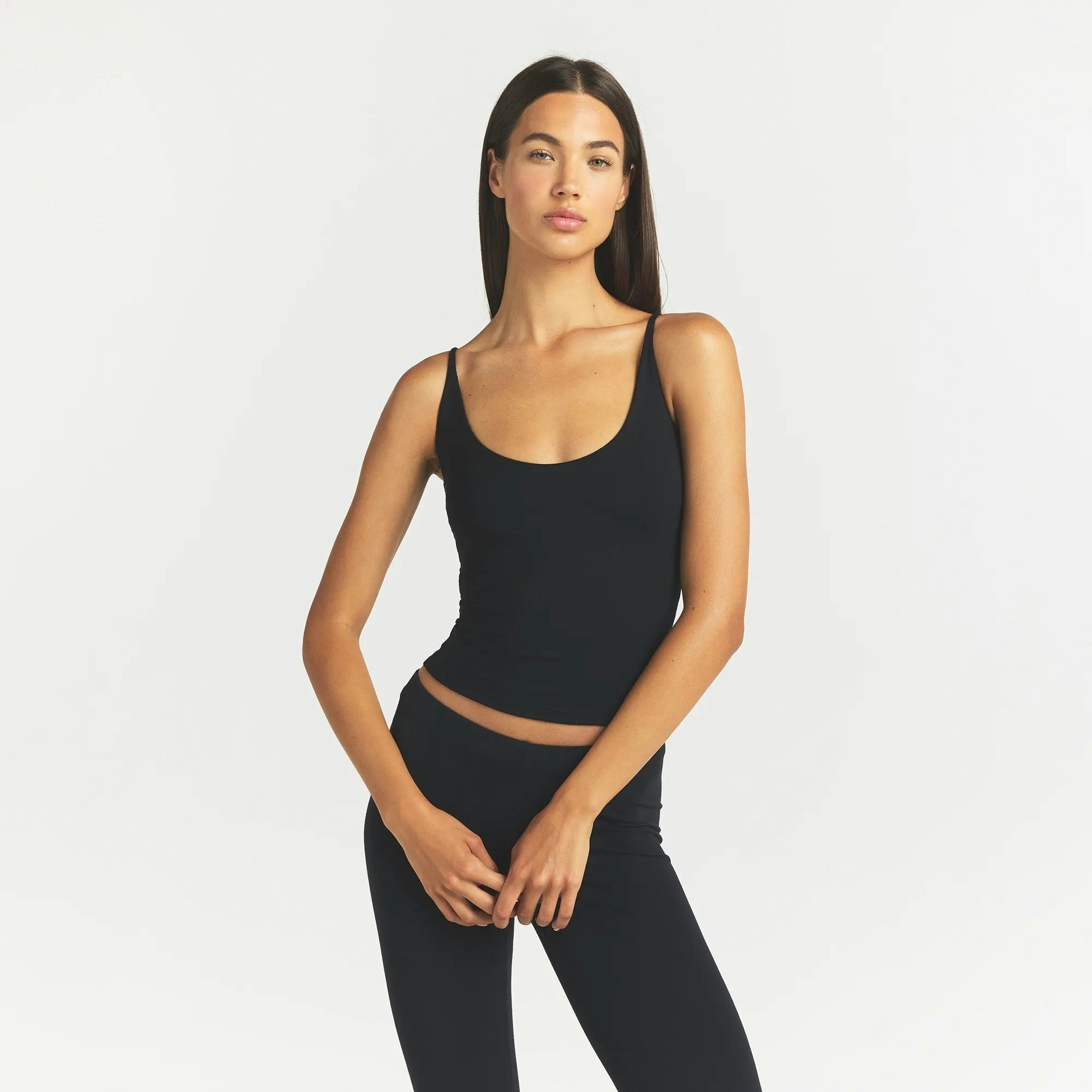 SCOOP NECK CAMI