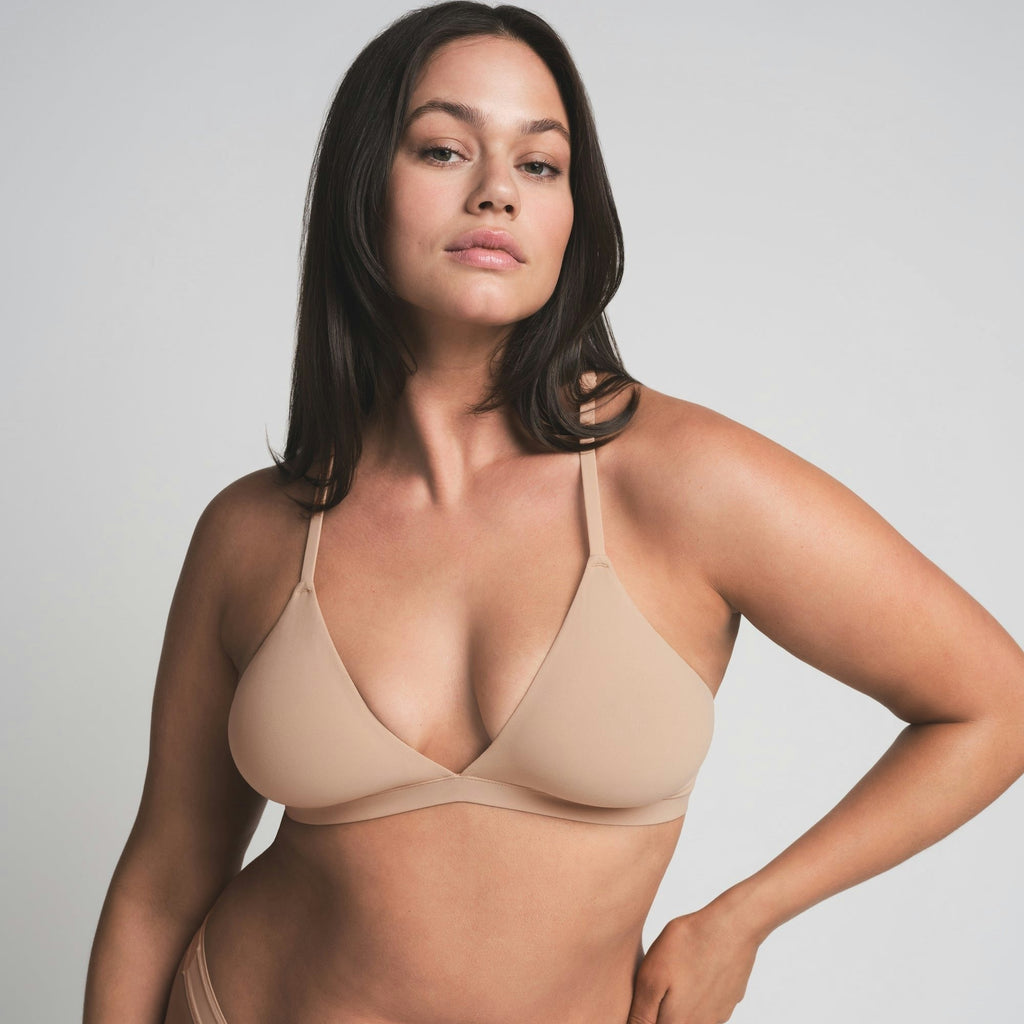 RACERBACK TRIANGLE BRALETTE